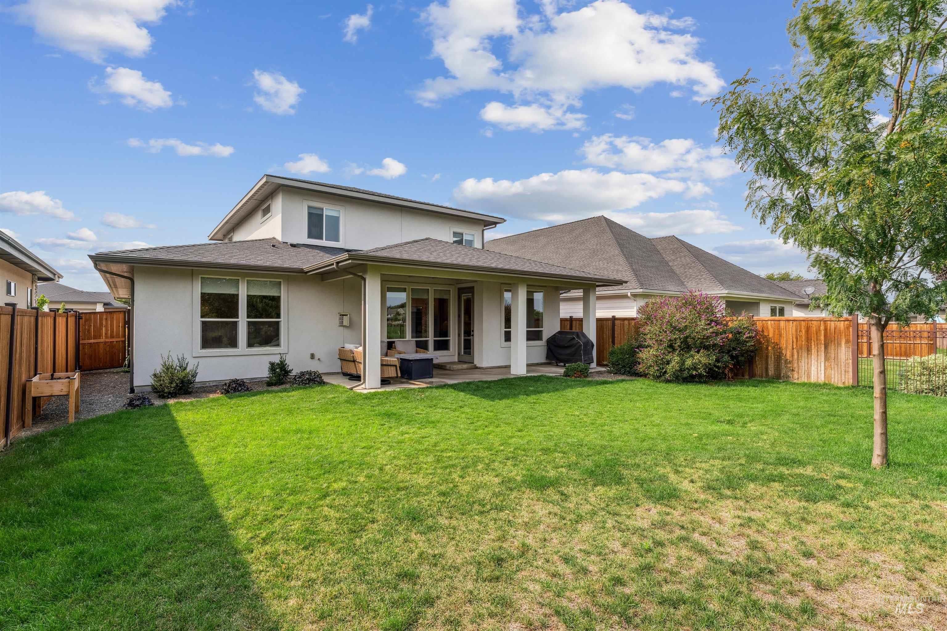 506 S Steephead Lane, Eagle, Idaho 83616, 4 Bedrooms, 2.5 Bathrooms, Residential For Sale, Price $750,000,MLS 98973851