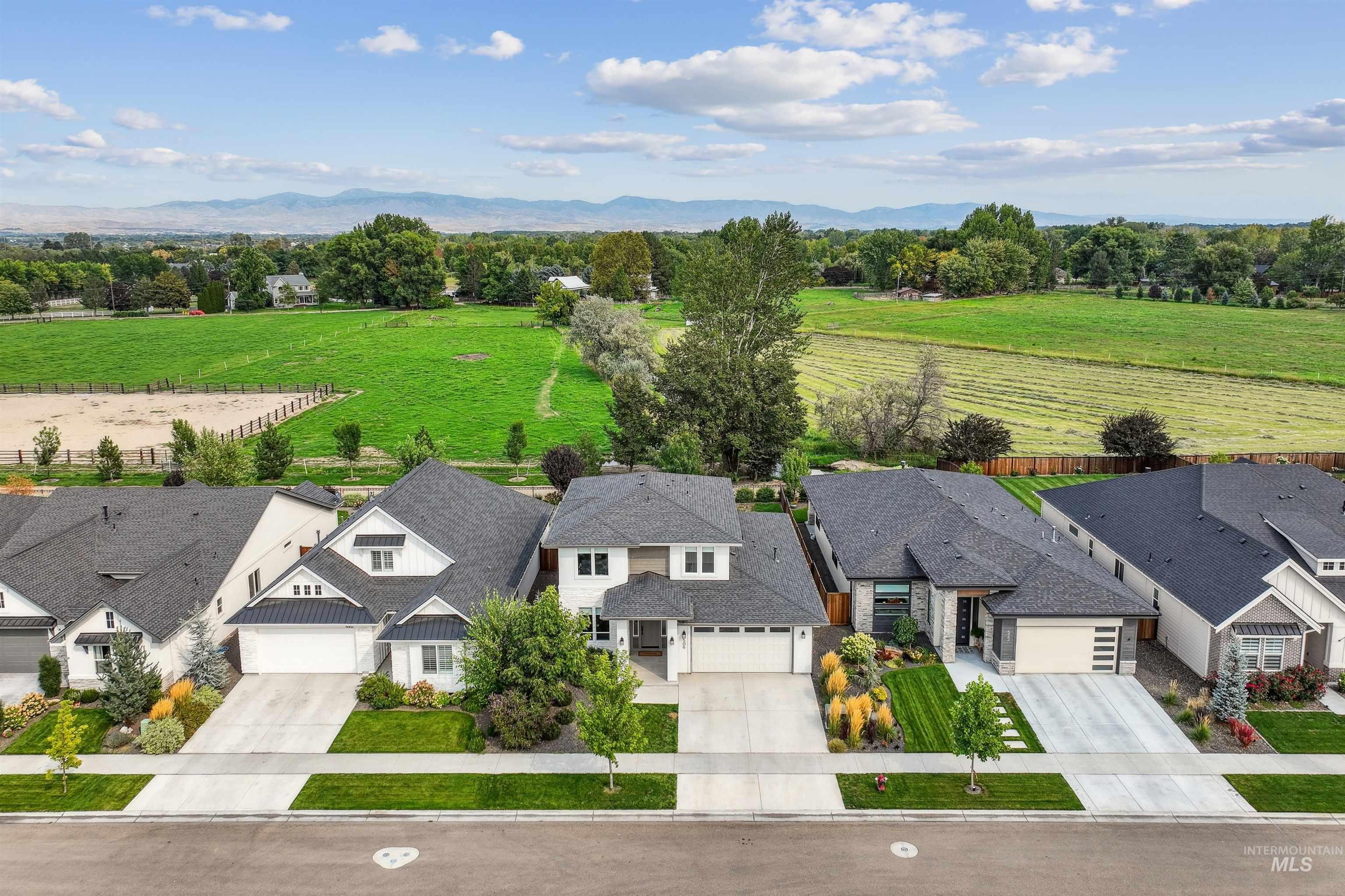 506 S Steephead Lane, Eagle, Idaho 83616, 4 Bedrooms, 2.5 Bathrooms, Residential For Sale, Price $750,000,MLS 98973851