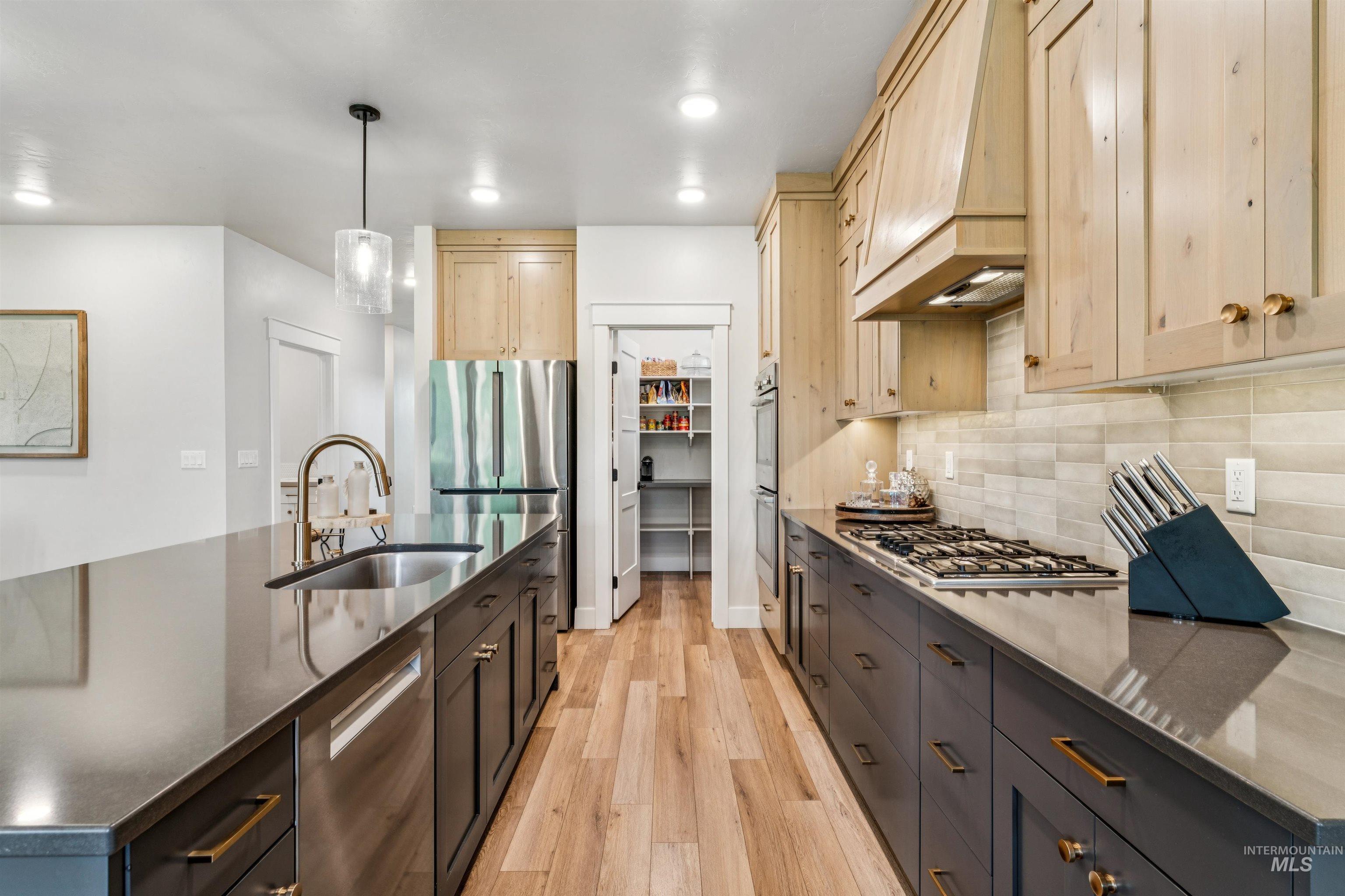 506 S Steephead Lane, Eagle, Idaho 83616, 4 Bedrooms, 2.5 Bathrooms, Residential For Sale, Price $750,000,MLS 98973851