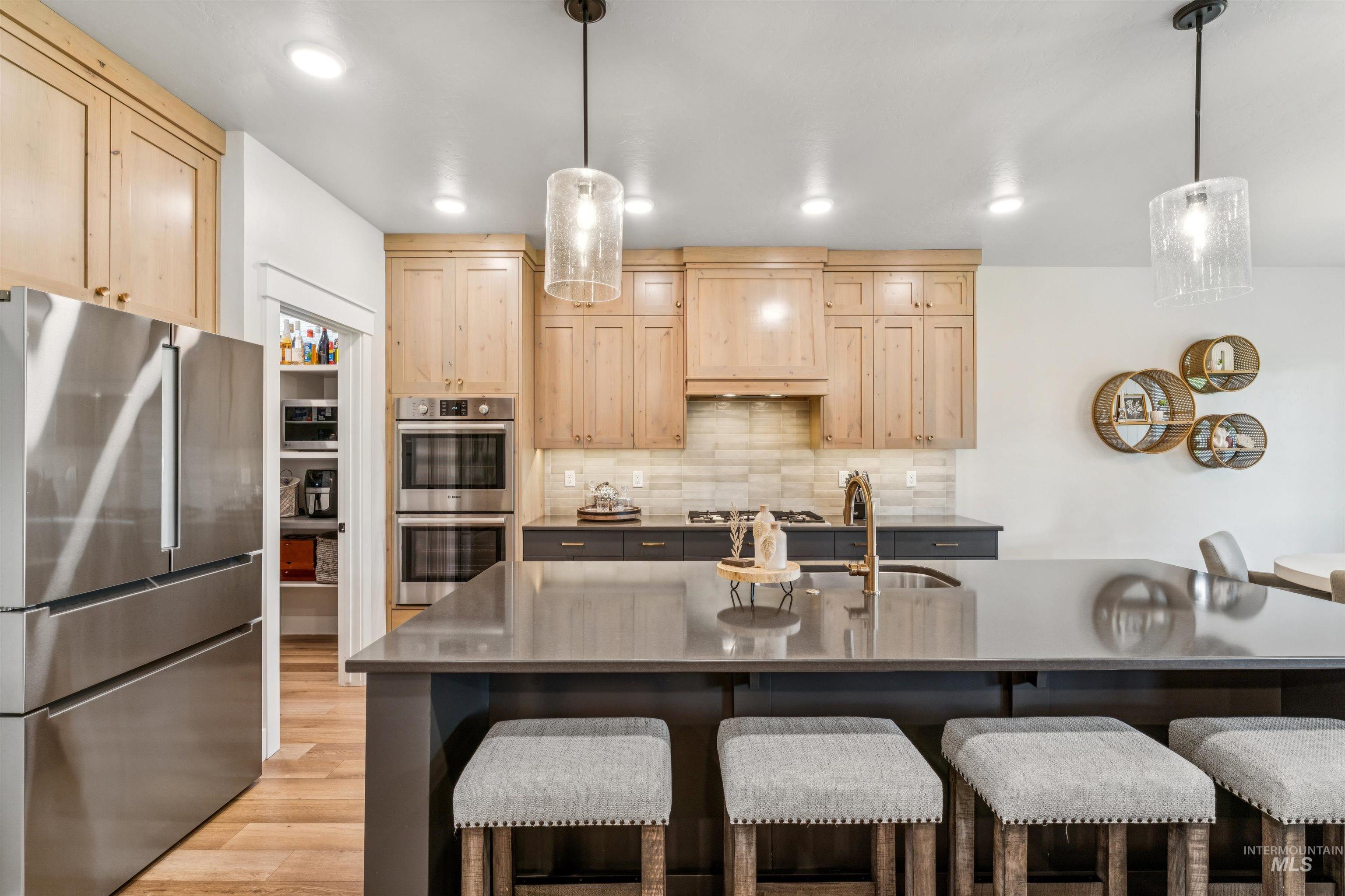 506 S Steephead Lane, Eagle, Idaho 83616, 4 Bedrooms, 2.5 Bathrooms, Residential For Sale, Price $750,000,MLS 98973851