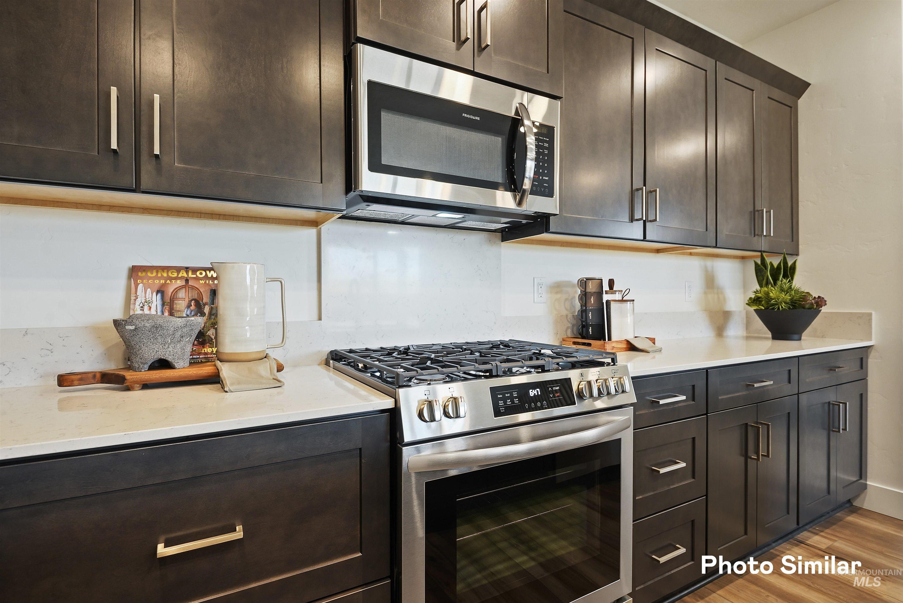 1748 N Big Star Ave, Eagle, Idaho 83616, 4 Bedrooms, 3 Bathrooms, Residential For Sale, Price $487,900,MLS 98973853