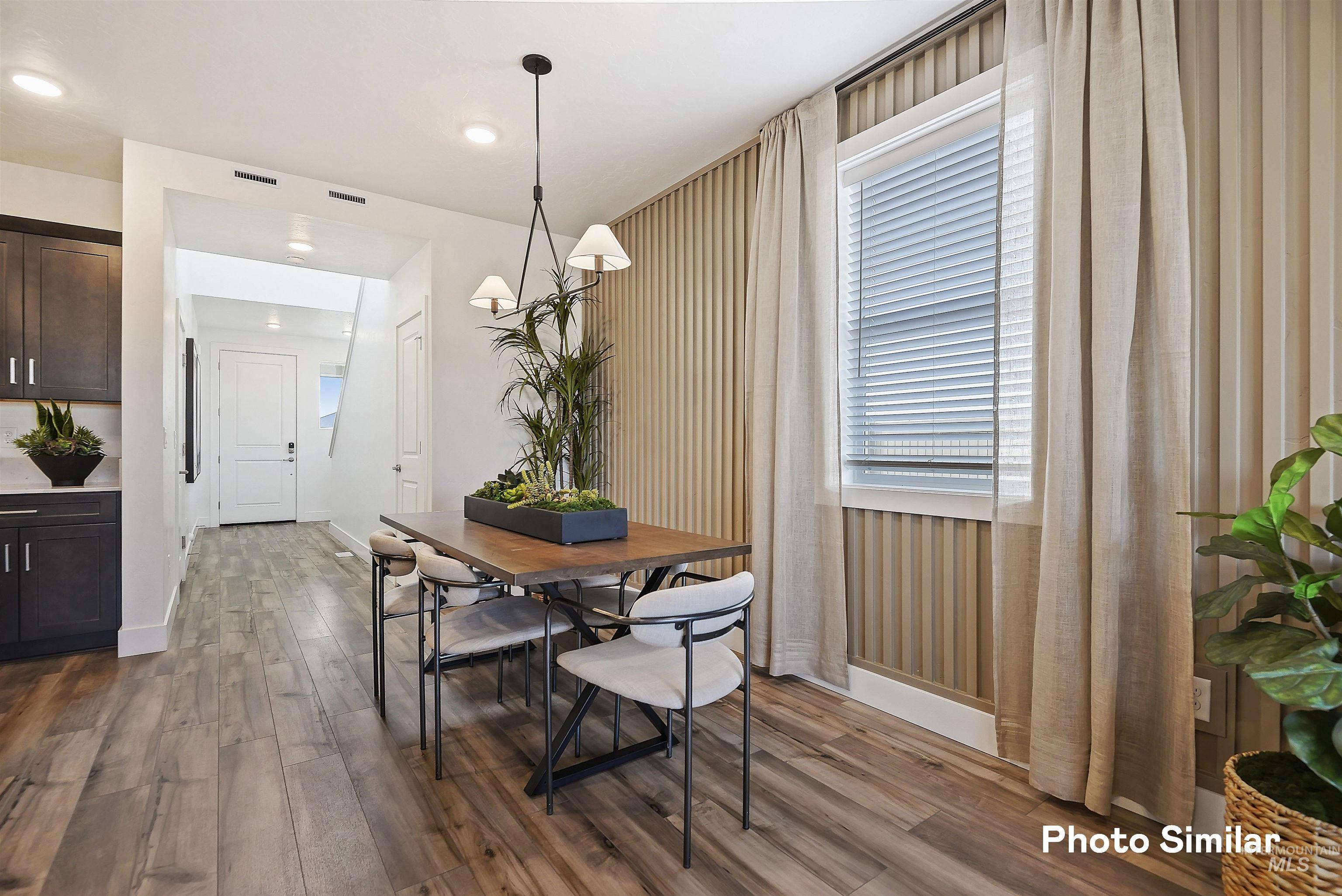 1748 N Big Star Ave, Eagle, Idaho 83616, 4 Bedrooms, 3 Bathrooms, Residential For Sale, Price $487,900,MLS 98973853