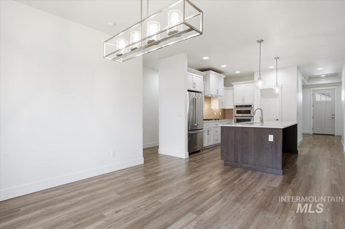 18204 N Phlox Way, Nampa, Idaho 83687, 3 Bedrooms, 2 Bathrooms, Residential For Sale, Price $585,000,MLS 98973854