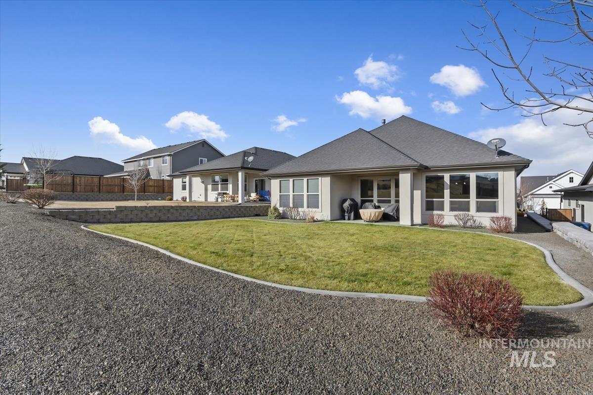 1477 W Tenzing St, Nampa, Idaho 83686, 3 Bedrooms, 2.5 Bathrooms, Residential For Sale, Price $575,000,MLS 98973855