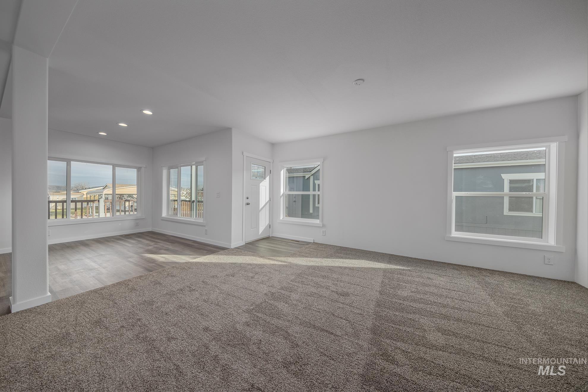 2750 Alden Rd #8, Fruitland, Idaho 83619, 3 Bedrooms, 2 Bathrooms, Residential For Sale, Price $189,900,MLS 98973857