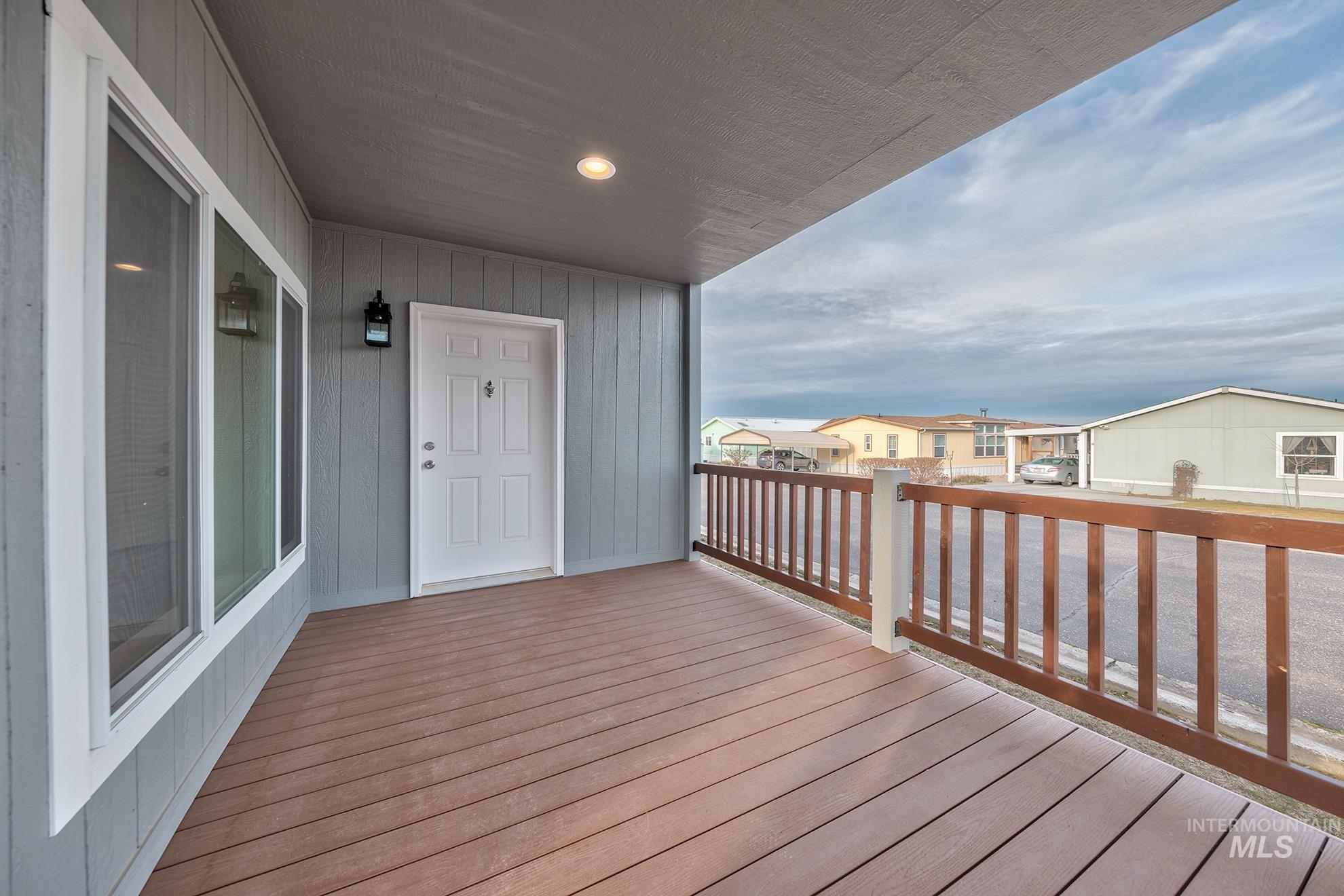 2750 Alden Rd #8, Fruitland, Idaho 83619, 3 Bedrooms, 2 Bathrooms, Residential For Sale, Price $149,950, 98973857