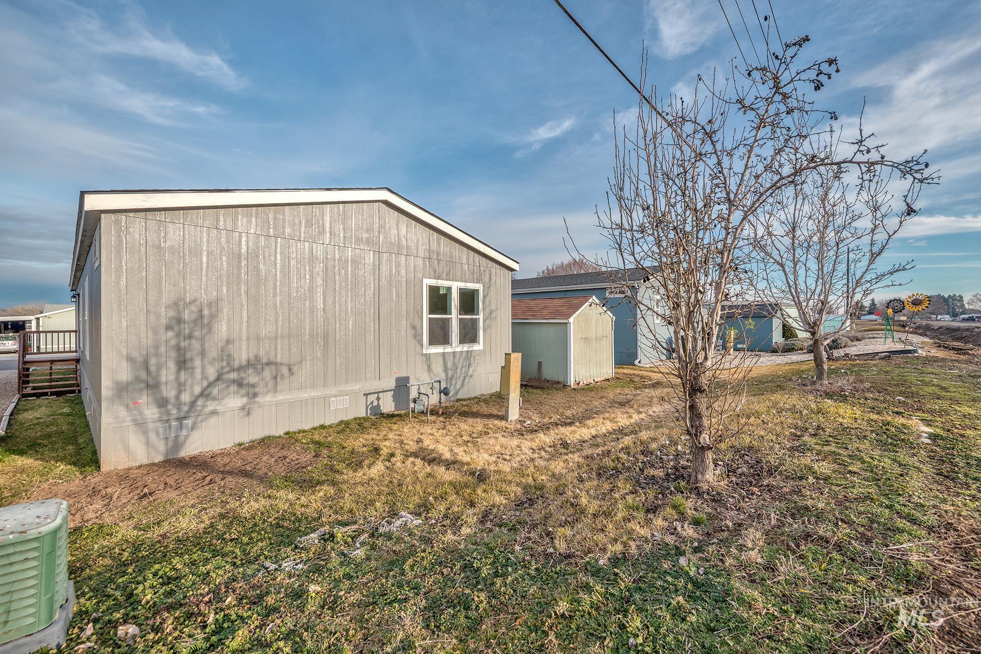 2750 Alden Rd #8, Fruitland, Idaho 83619, 3 Bedrooms, 2 Bathrooms, Residential For Sale, Price $189,900,MLS 98973857