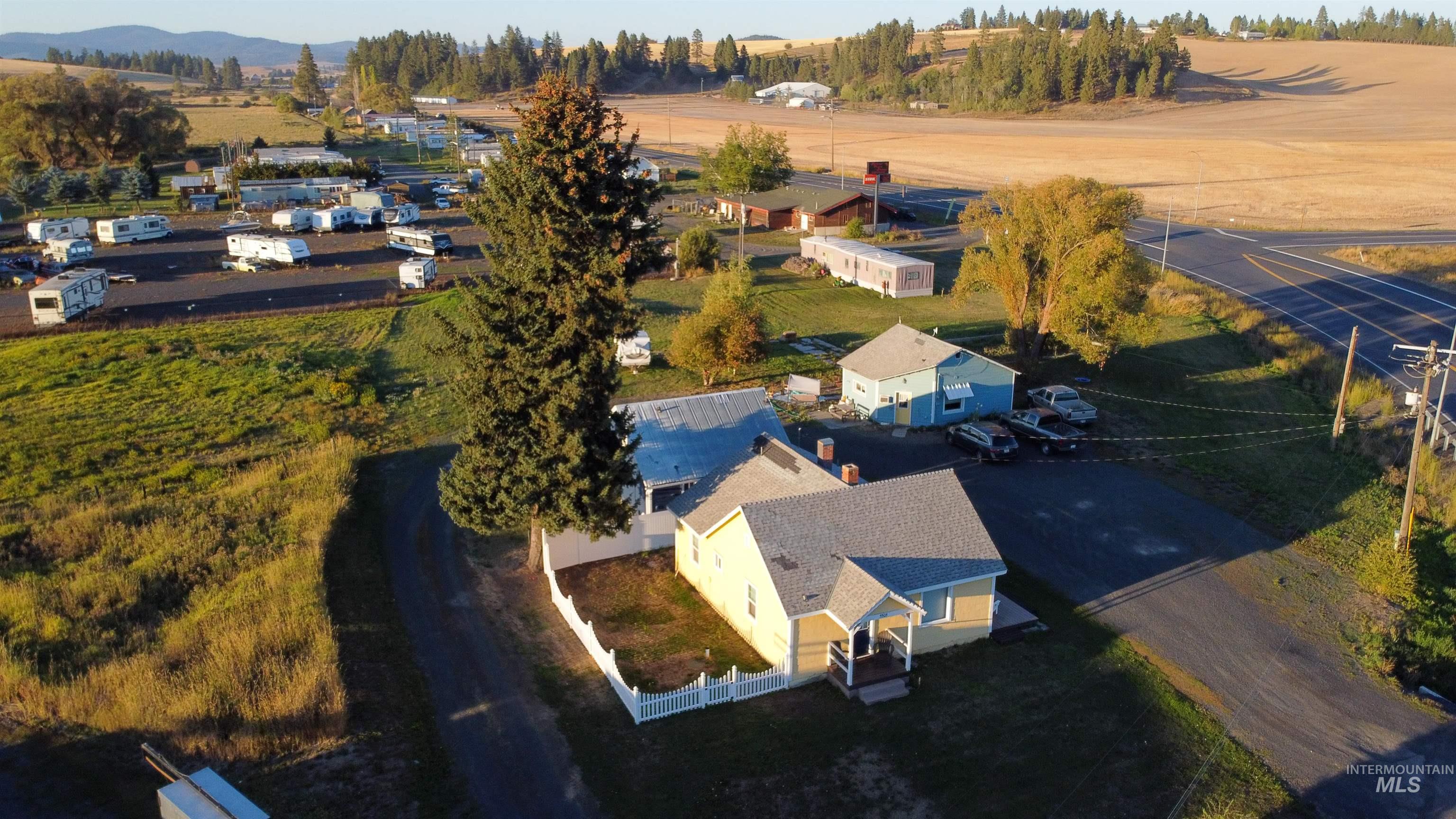 5513 N Hwy 95, Potlatch, Idaho 83855, 3 Bedrooms, 1 Bathroom, Residential For Sale, Price $659,000, 98973859