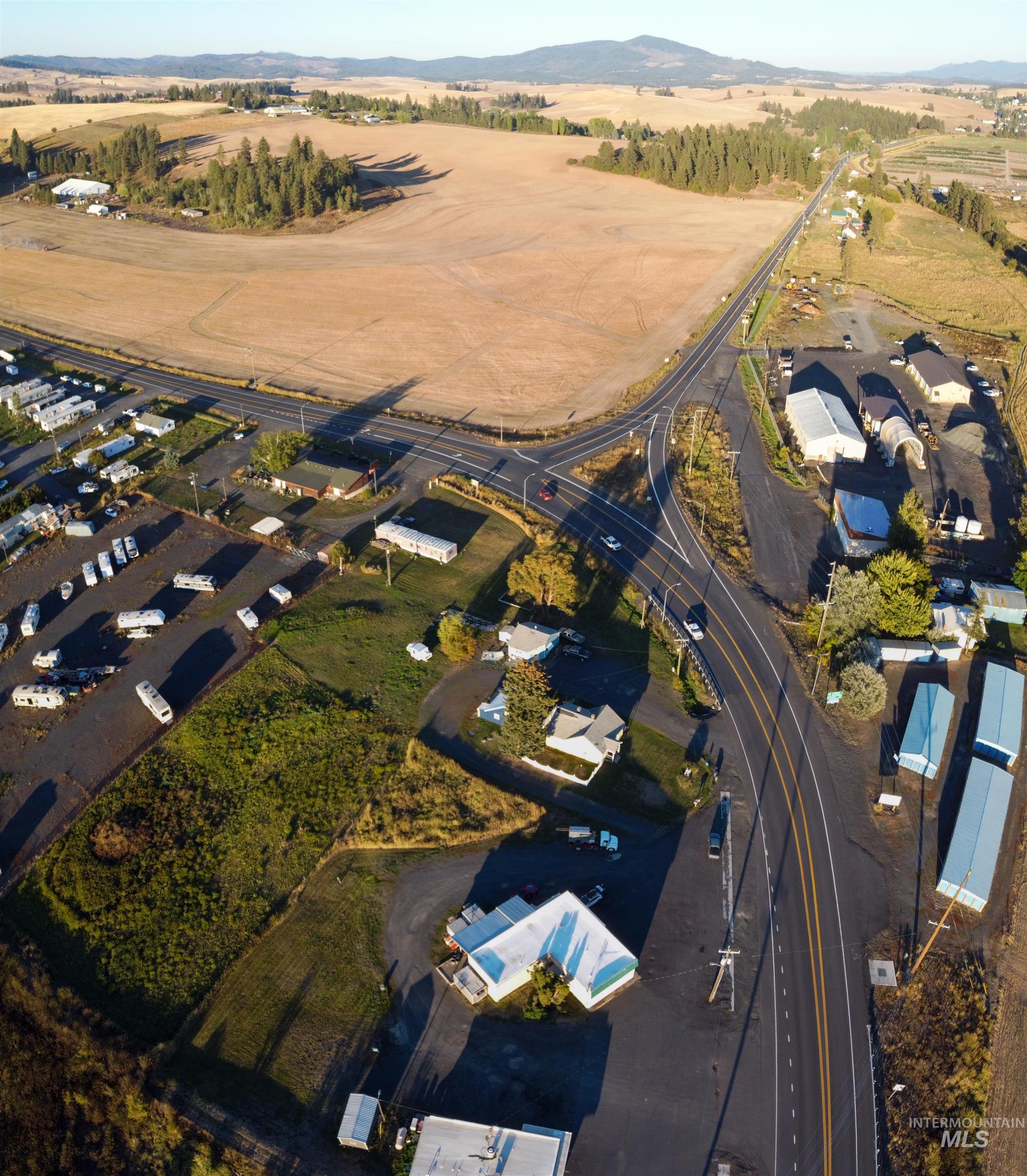 5513 N Hwy 95, Potlatch, Idaho 83855, 3 Bedrooms, 1 Bathroom, Residential For Sale, Price $659,000, 98973859