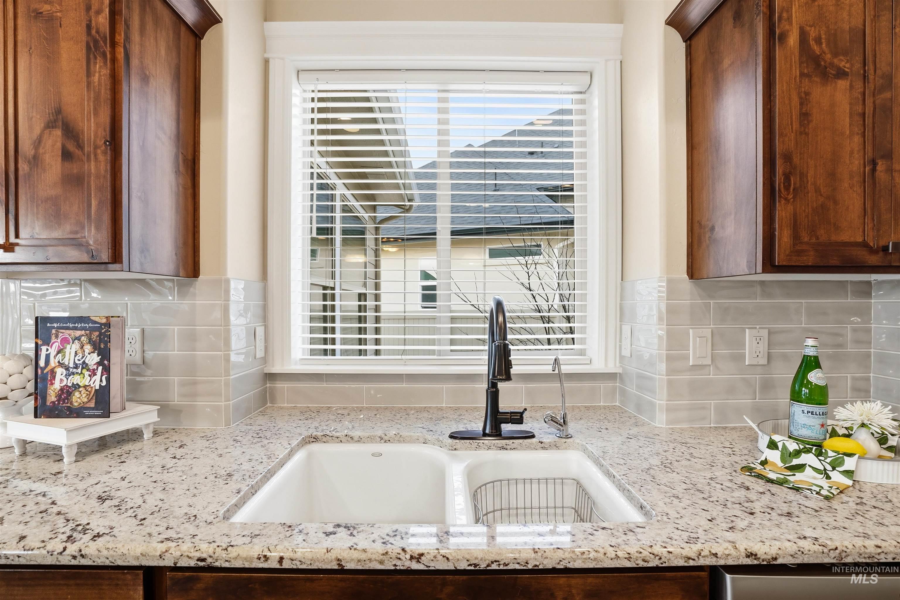 1175 N Champions Pl, Eagle, Idaho 83616, 4 Bedrooms, 2.5 Bathrooms, Residential For Sale, Price $999,900,MLS 98973864