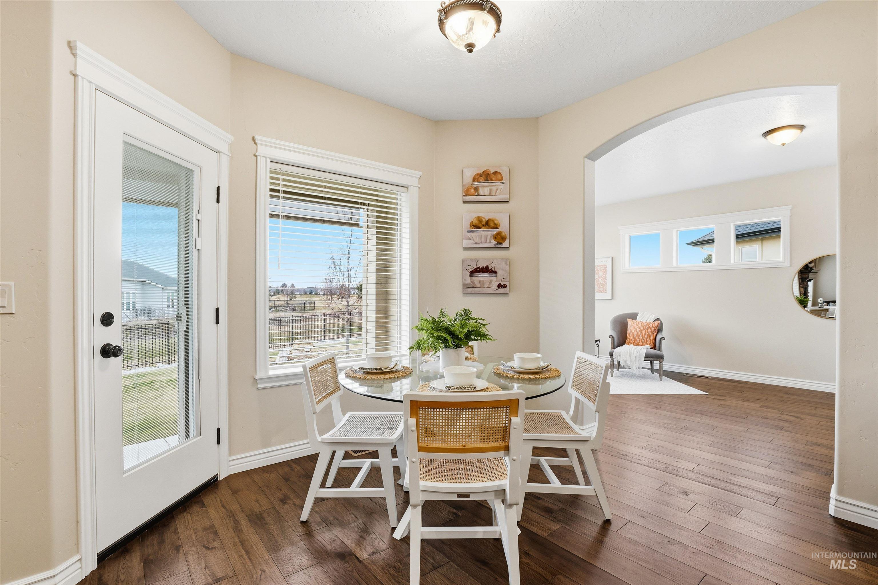 1175 N Champions Pl, Eagle, Idaho 83616, 4 Bedrooms, 2.5 Bathrooms, Residential For Sale, Price $999,900,MLS 98973864