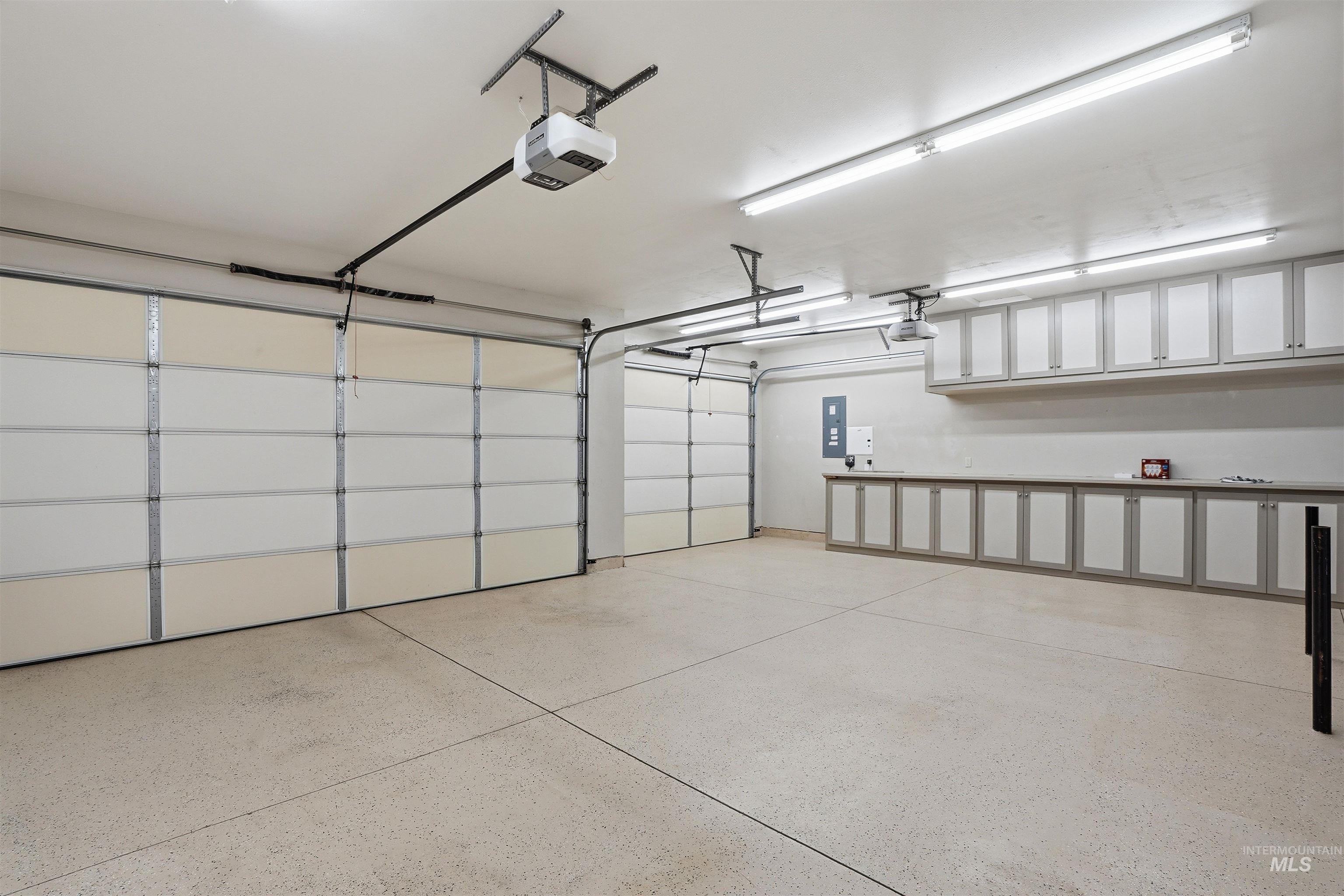 1175 N Champions Pl, Eagle, Idaho 83616, 4 Bedrooms, 2.5 Bathrooms, Residential For Sale, Price $999,900,MLS 98973864