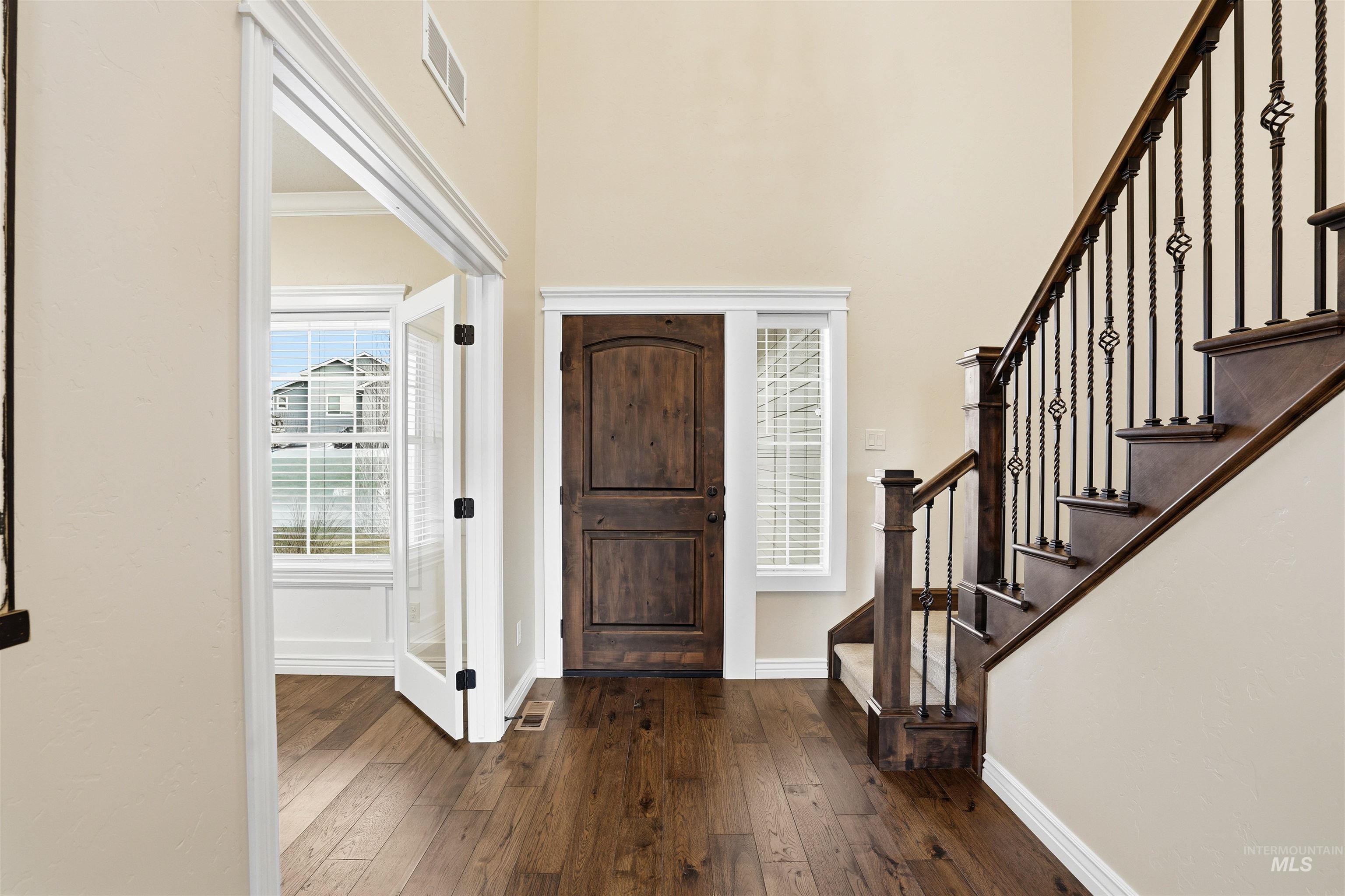 1175 N Champions Pl, Eagle, Idaho 83616, 4 Bedrooms, 2.5 Bathrooms, Residential For Sale, Price $999,900,MLS 98973864