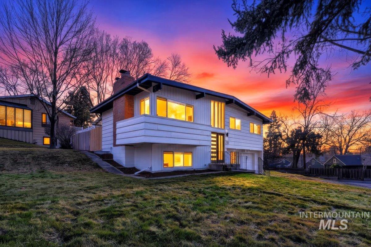 2518 N Lancaster Dr, Boise, Idaho 83702, 4 Bedrooms, 2.5 Bathrooms, Residential For Sale, Price $749,000,MLS 98973865