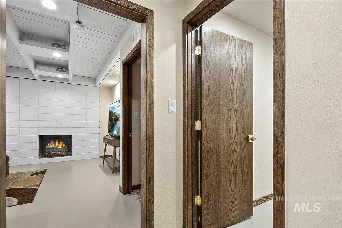 2518 N Lancaster Dr, Boise, Idaho 83702, 4 Bedrooms, 2.5 Bathrooms, Residential For Sale, Price $749,000,MLS 98973865