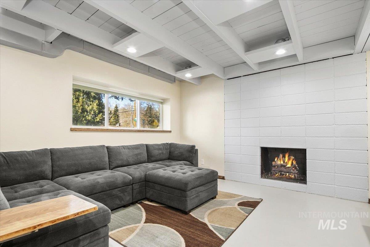 2518 N Lancaster Dr, Boise, Idaho 83702, 4 Bedrooms, 2.5 Bathrooms, Residential For Sale, Price $749,000,MLS 98973865