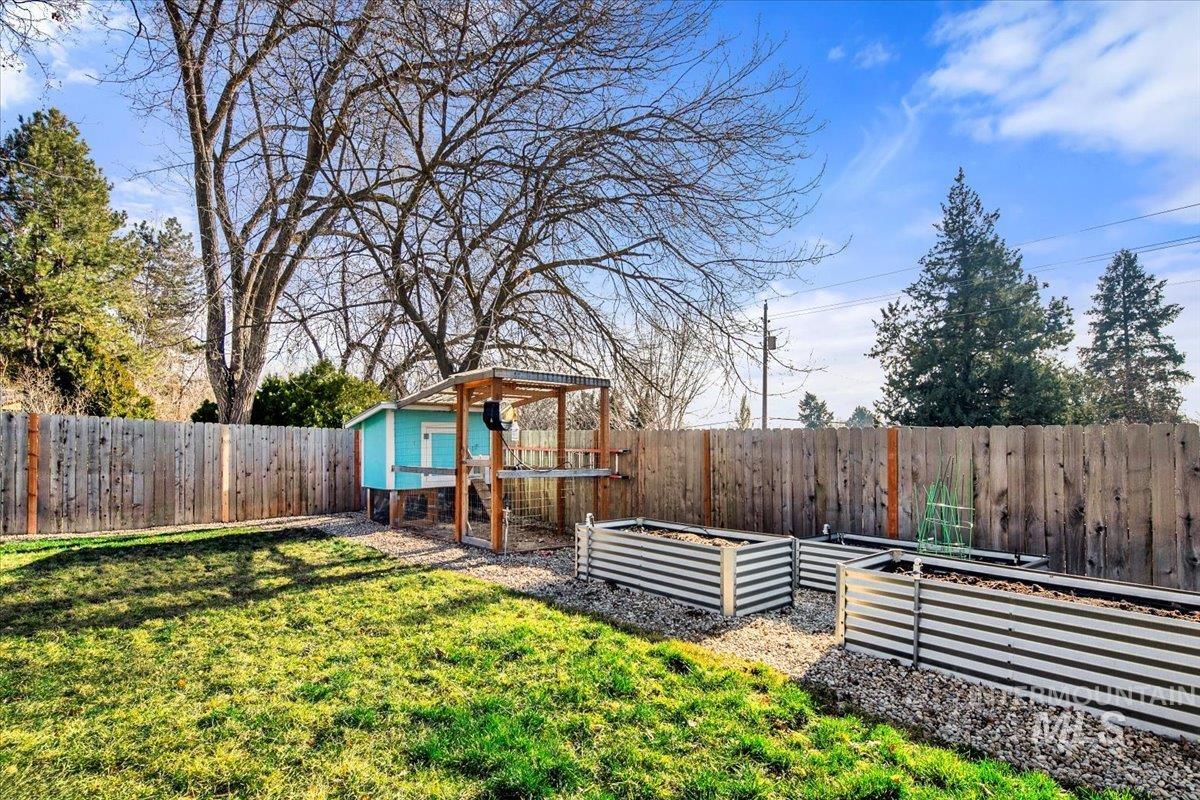 2518 N Lancaster Dr, Boise, Idaho 83702, 4 Bedrooms, 2.5 Bathrooms, Residential For Sale, Price $749,000,MLS 98973865