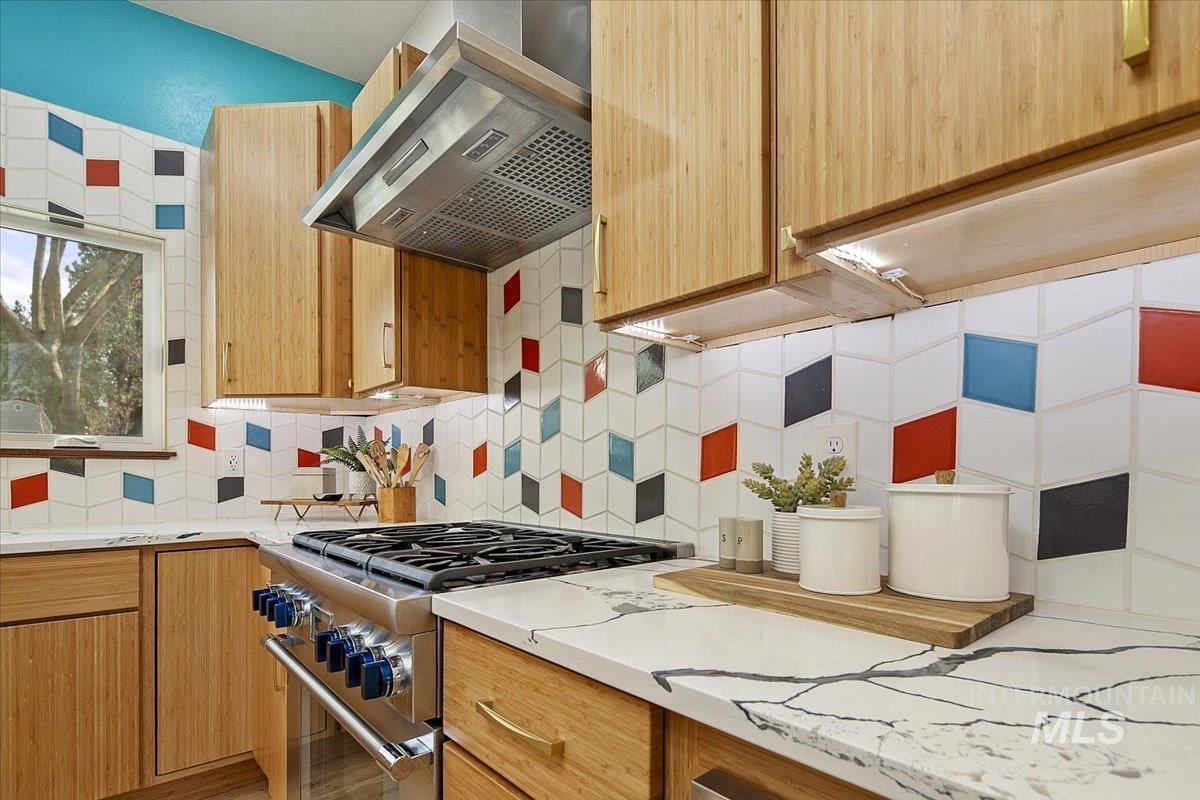 2518 N Lancaster Dr, Boise, Idaho 83702, 4 Bedrooms, 2.5 Bathrooms, Residential For Sale, Price $749,000,MLS 98973865