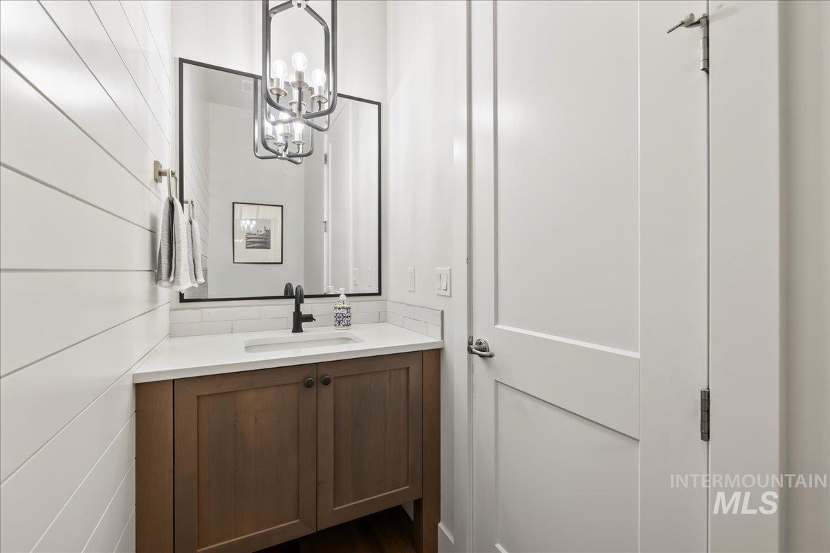 8101 W Mirror Pond Dr, Boise, Idaho 83714, 4 Bedrooms, 3.5 Bathrooms, Residential For Sale, Price $1,379,000,MLS 98973867