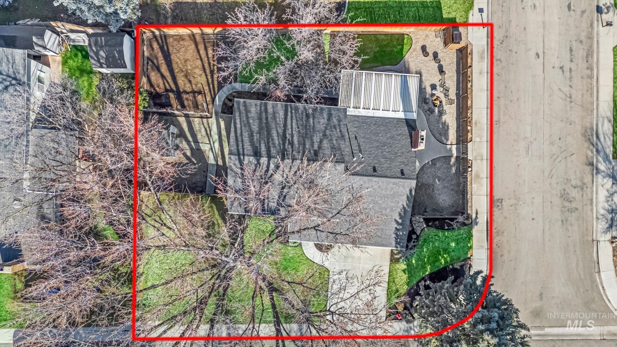 10470 Shadybrook Dr, Boise, Idaho 83704, 4 Bedrooms, 2.5 Bathrooms, Residential For Sale, Price $565,000,MLS 98973868