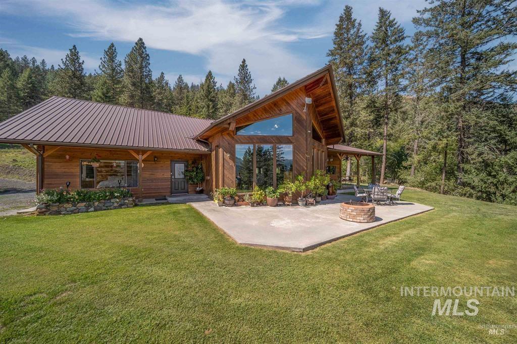 110 Pineway Lane, Kamiah, Idaho 83536, 4 Bedrooms, 2 Bathrooms, Residential For Sale, Price $885,500,MLS 98973869