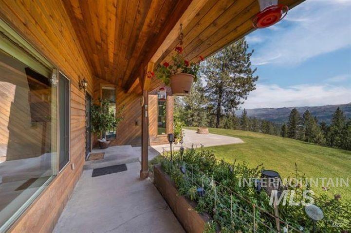 110 Pineway Lane, Kamiah, Idaho 83536, 4 Bedrooms, 2 Bathrooms, Residential For Sale, Price $885,500,MLS 98973869