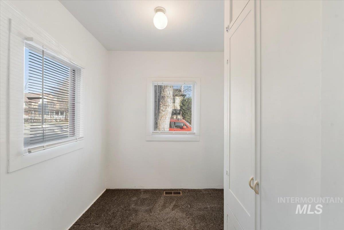 817 W Thatcher Street, Boise, Idaho 83702, 3 Bedrooms, 1 Bathroom, Residential For Sale, Price $524,900, 98973875