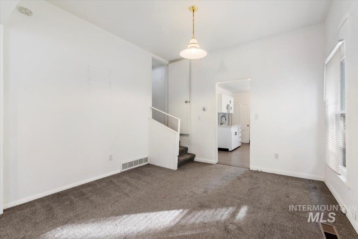 817 W Thatcher Street, Boise, Idaho 83702, 3 Bedrooms, 1 Bathroom, Residential For Sale, Price $524,900, 98973875