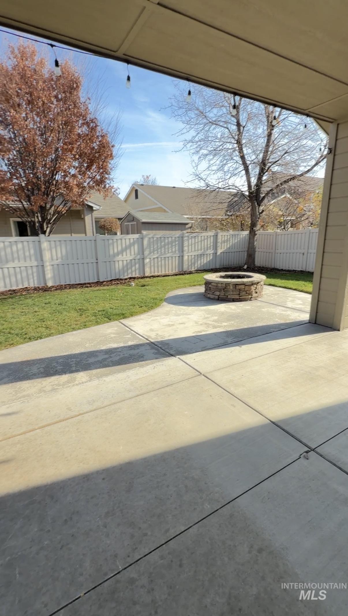 4678 N Elmstone Drive, Meridian, Idaho 83646, 4 Bedrooms, 3.5 Bathrooms, Rental For Rent, Price $2,800,MLS 98973877