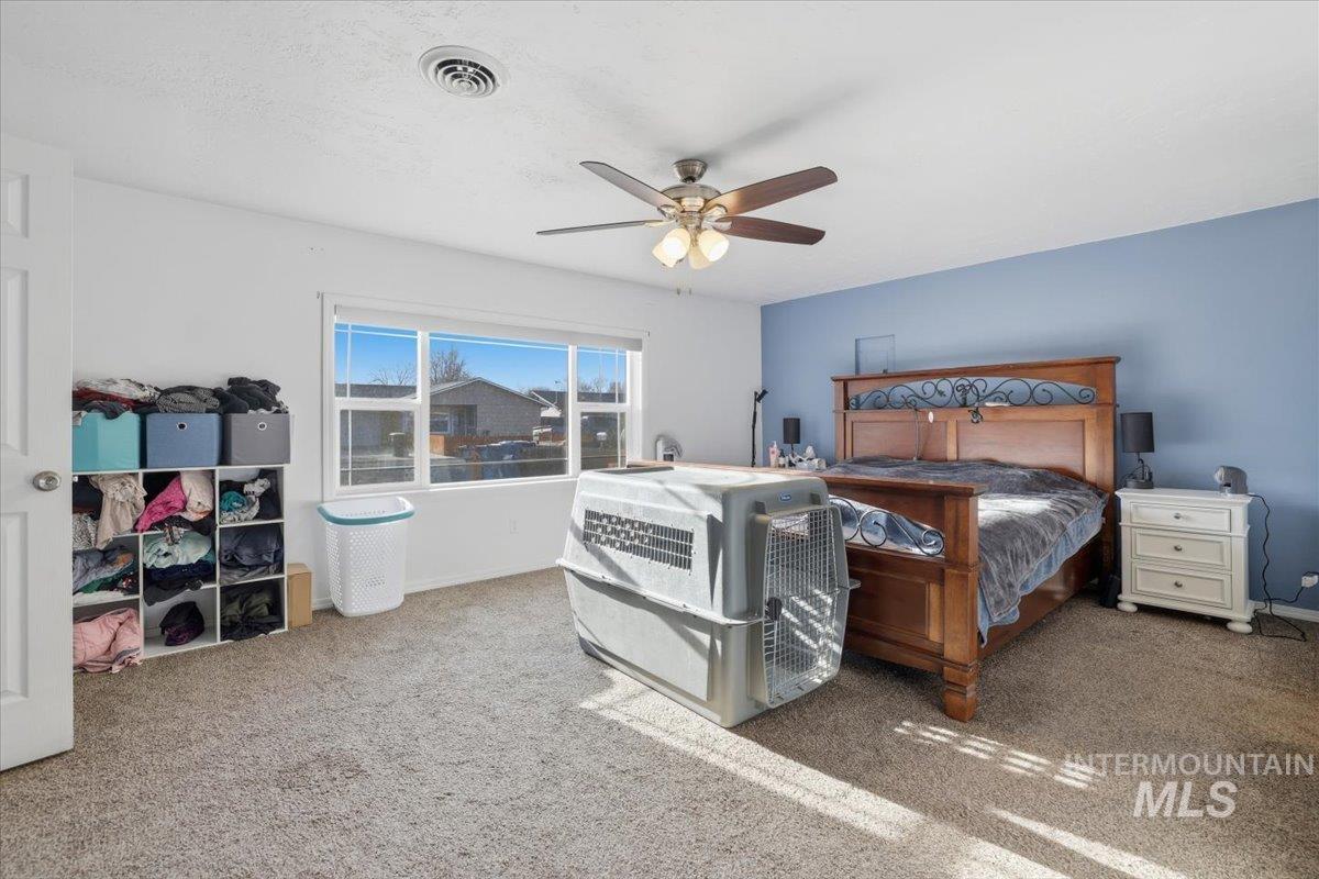 406 W 4th N, Mountain Home, Idaho 83647, 4 Bedrooms, 3 Bathrooms, Residential For Sale, Price $345,000,MLS 98973878