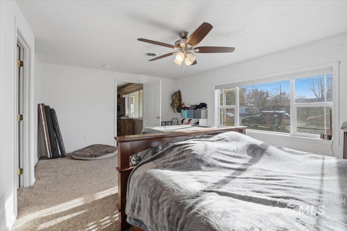 406 W 4th N, Mountain Home, Idaho 83647, 4 Bedrooms, 3 Bathrooms, Residential For Sale, Price $345,000,MLS 98973878