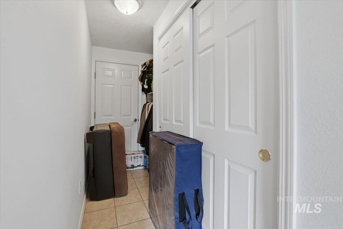 406 W 4th N, Mountain Home, Idaho 83647, 4 Bedrooms, 3 Bathrooms, Residential For Sale, Price $345,000,MLS 98973878