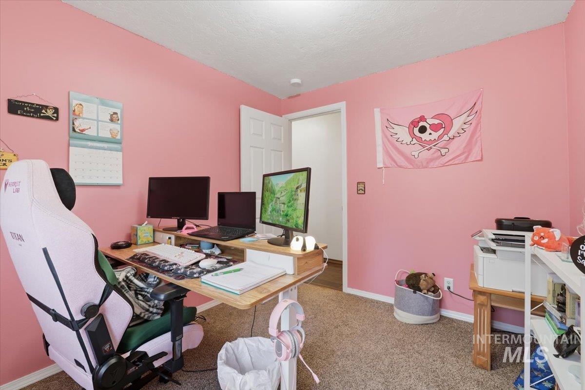 406 W 4th N, Mountain Home, Idaho 83647, 4 Bedrooms, 3 Bathrooms, Residential For Sale, Price $345,000,MLS 98973878