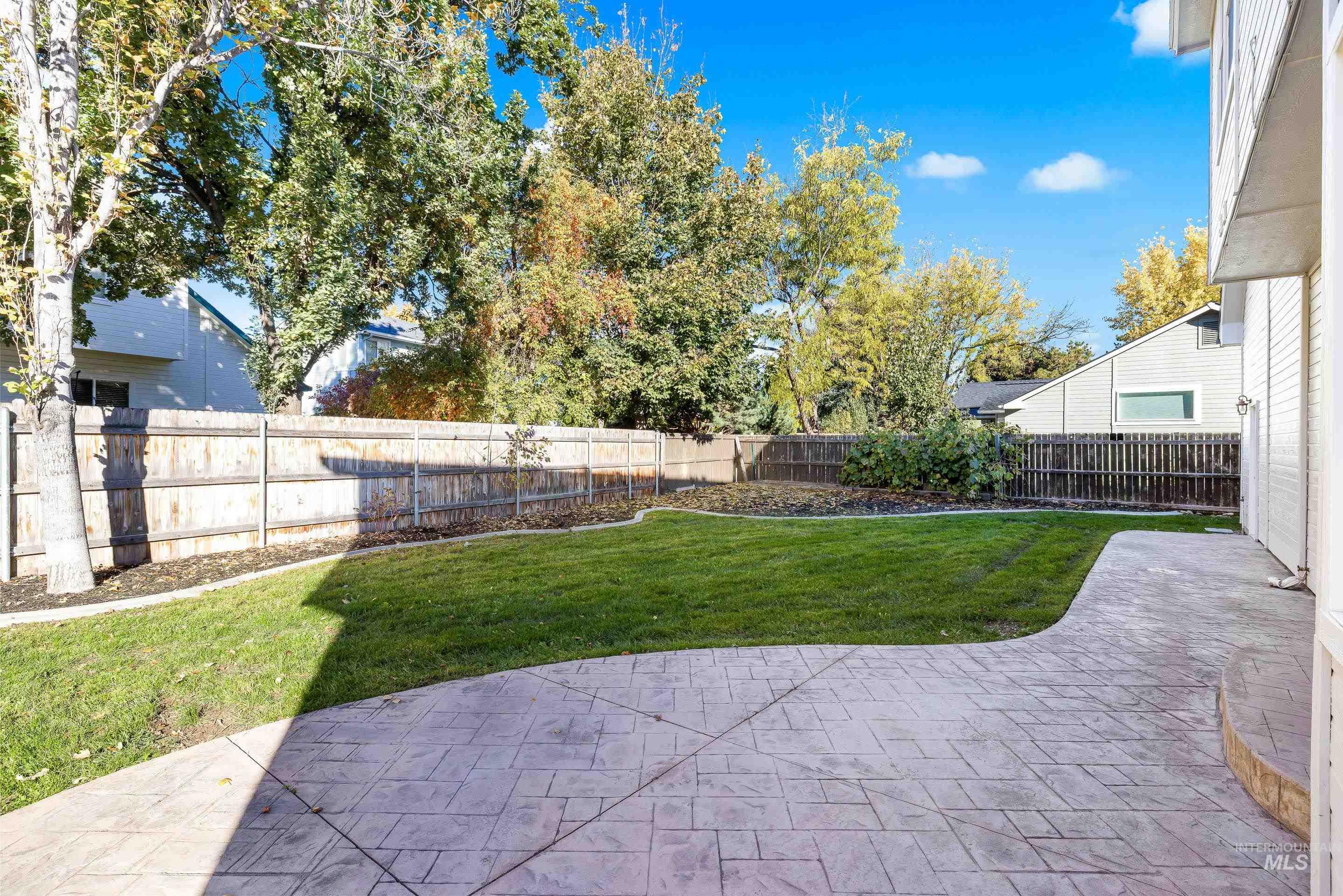 13972 W Chatsworth, Boise, Idaho 83713, 5 Bedrooms, 3.5 Bathrooms, Residential For Sale, Price $670,000, 98973882