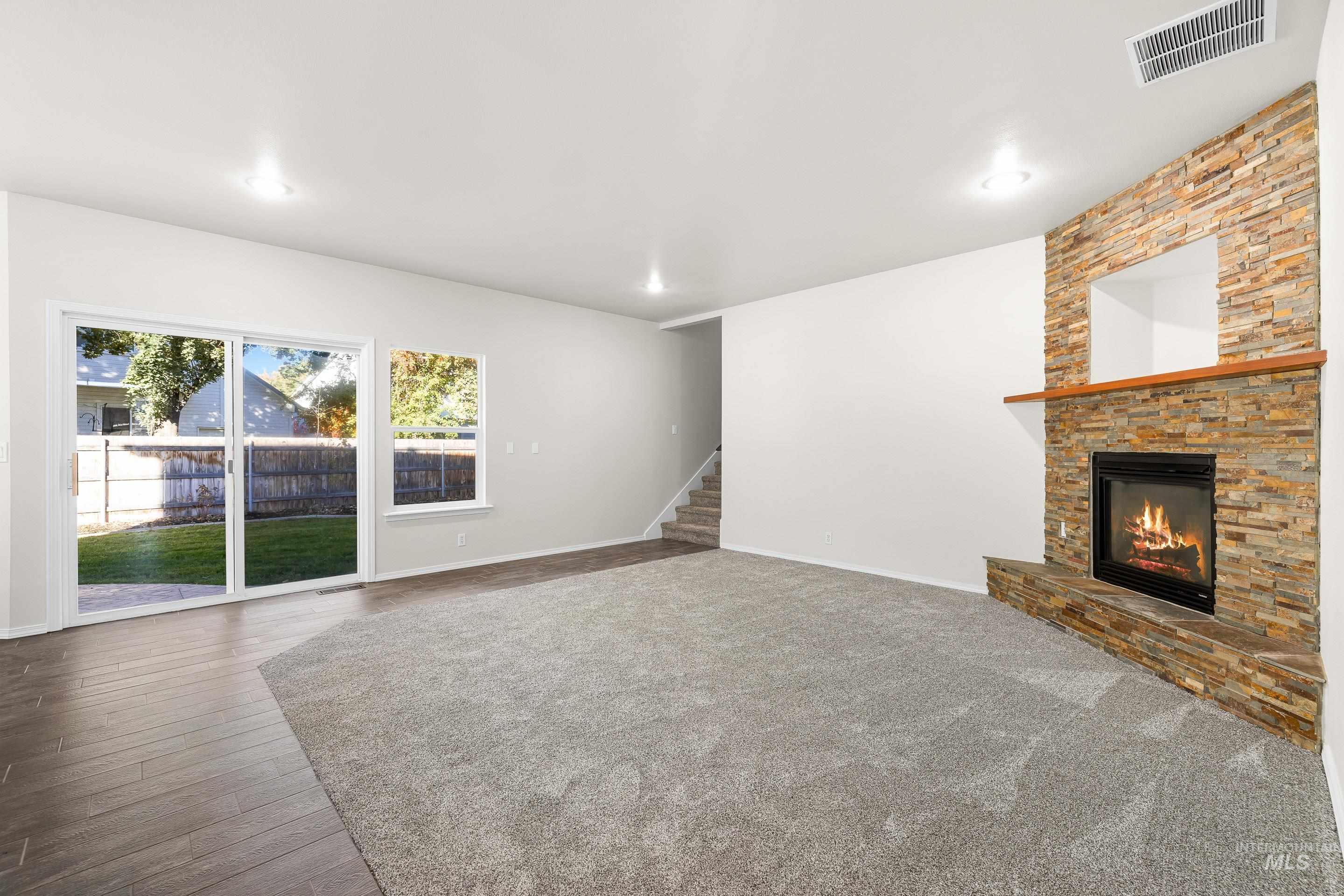 13972 W Chatsworth, Boise, Idaho 83713, 5 Bedrooms, 3.5 Bathrooms, Residential For Sale, Price $670,000, 98973882