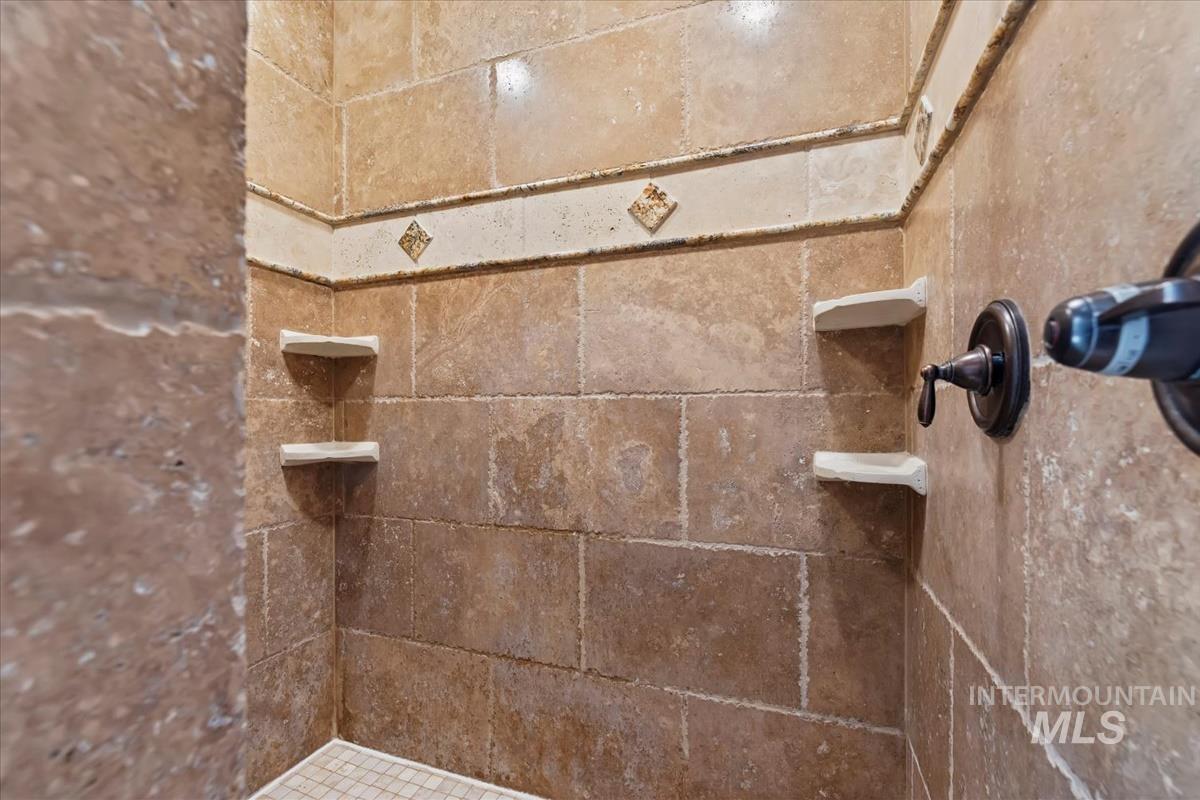 26348 Pheasant Landing Rd, Middleton, Idaho 83644, 4 Bedrooms, 3 Bathrooms, Residential For Sale, Price $1,199,000,MLS 98973883