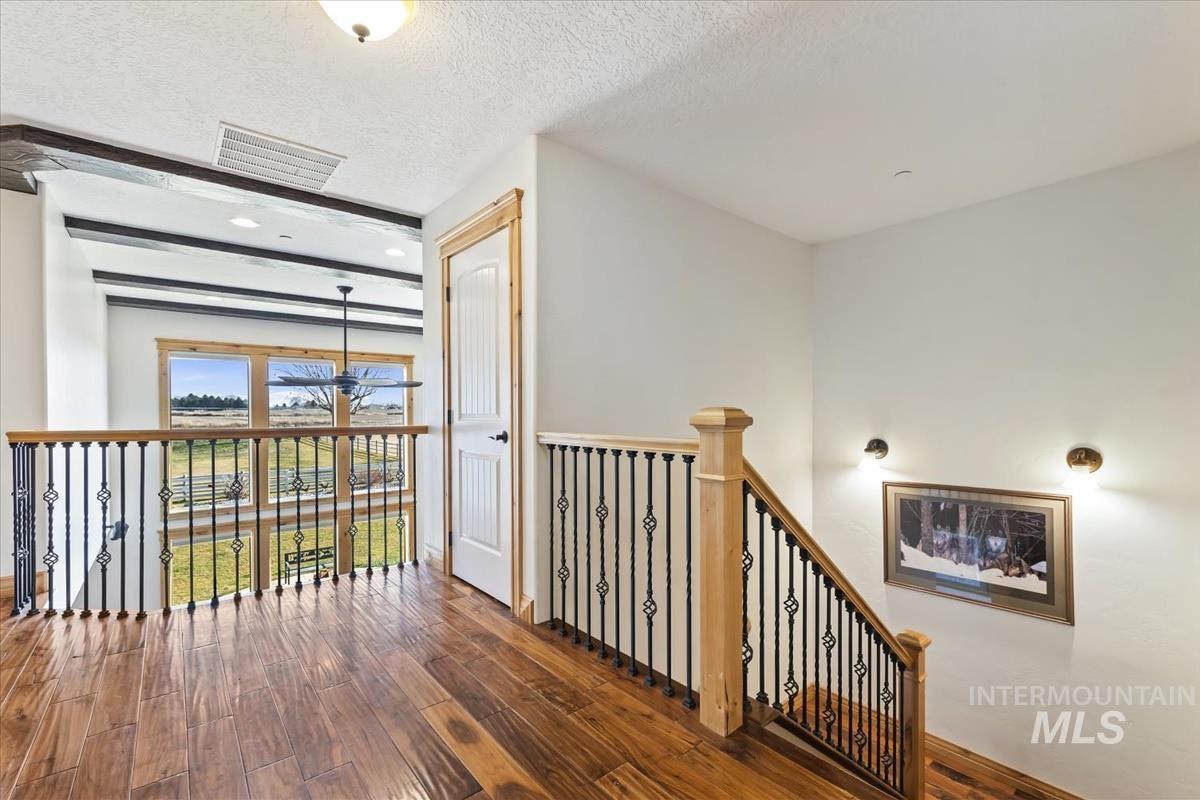 26348 Pheasant Landing Rd, Middleton, Idaho 83644, 4 Bedrooms, 3 Bathrooms, Residential For Sale, Price $1,199,000,MLS 98973883