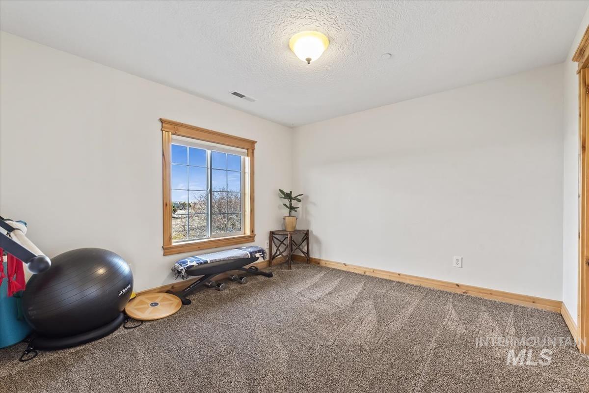 26348 Pheasant Landing Rd, Middleton, Idaho 83644, 4 Bedrooms, 3 Bathrooms, Residential For Sale, Price $1,199,000,MLS 98973883