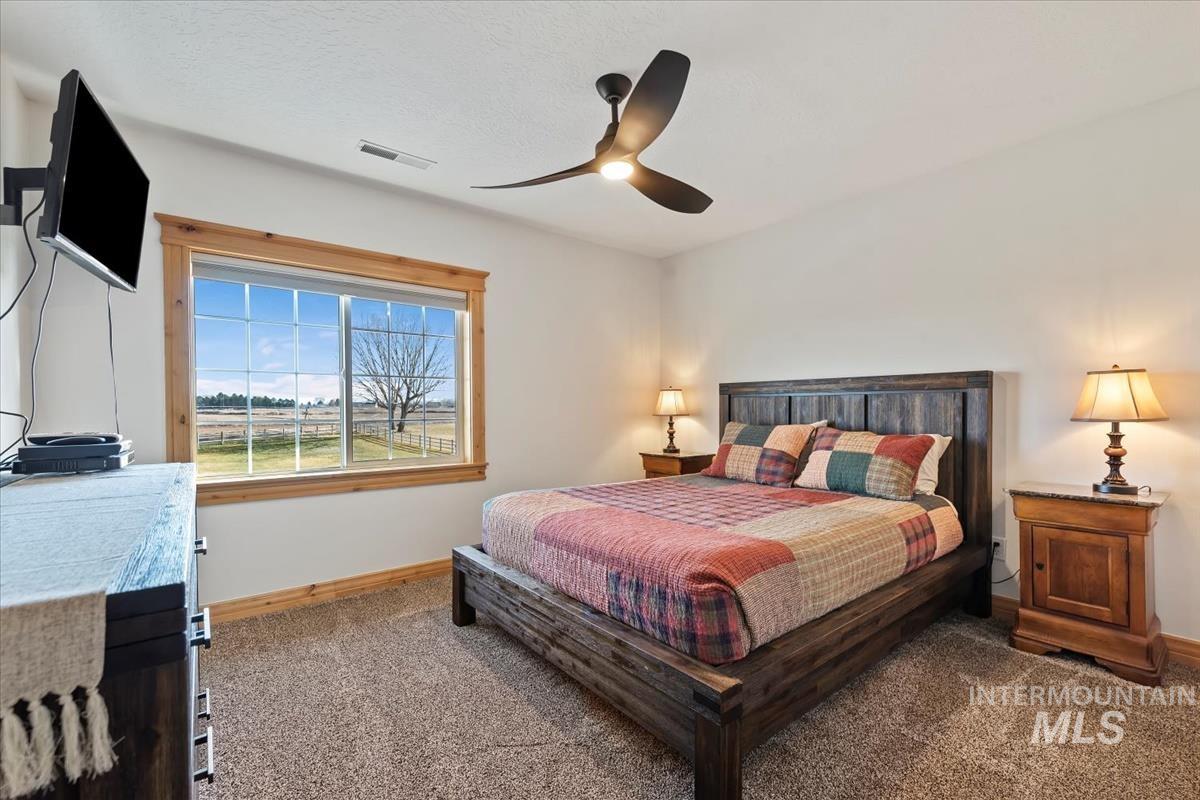 26348 Pheasant Landing Rd, Middleton, Idaho 83644, 4 Bedrooms, 3 Bathrooms, Residential For Sale, Price $1,199,000,MLS 98973883