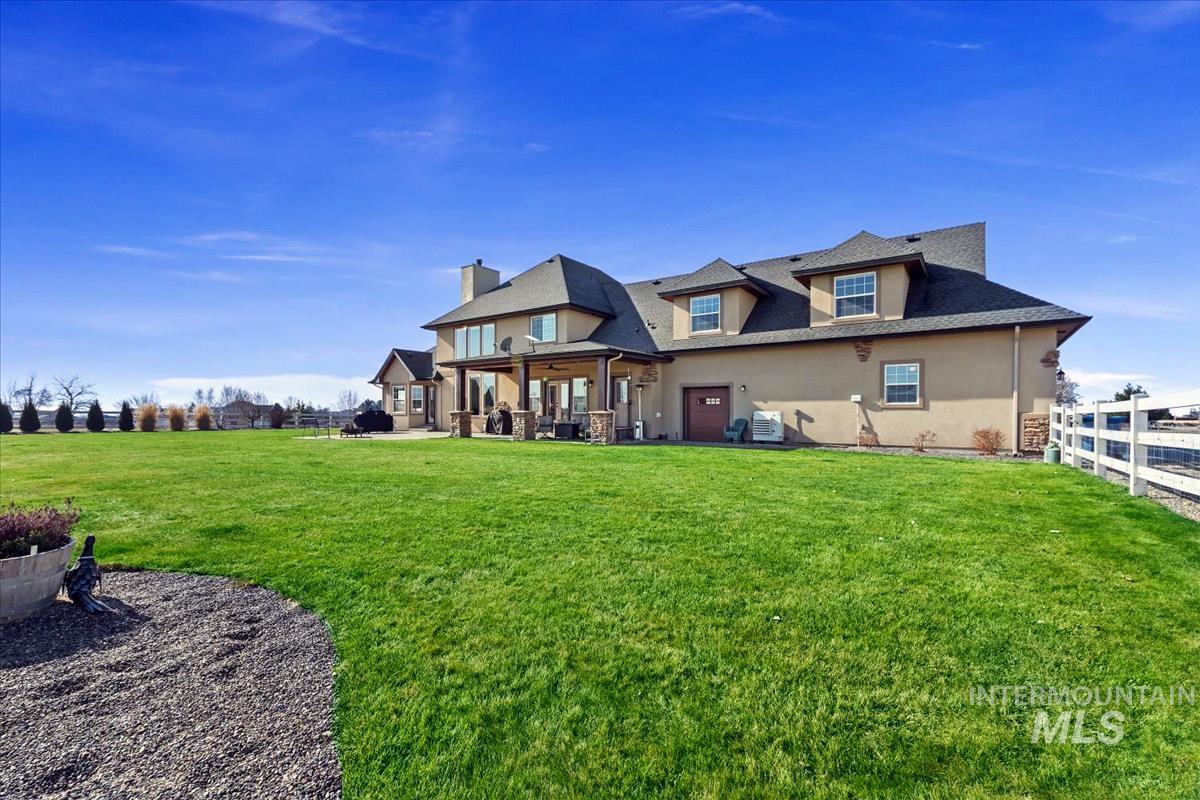 26348 Pheasant Landing Rd, Middleton, Idaho 83644, 4 Bedrooms, 3 Bathrooms, Residential For Sale, Price $1,199,000,MLS 98973883