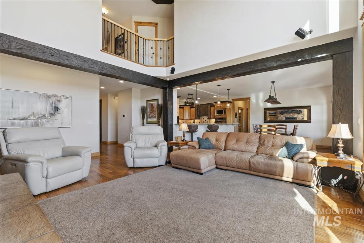 26348 Pheasant Landing Rd, Middleton, Idaho 83644, 4 Bedrooms, 3 Bathrooms, Residential For Sale, Price $1,199,000,MLS 98973883