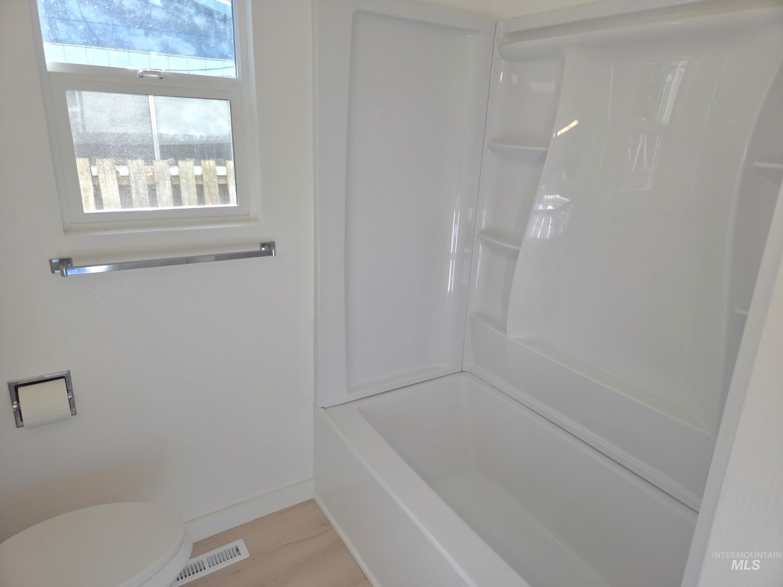 309 S Roosevelt, Moscow, Idaho 83843, 3 Bedrooms, 2 Bathrooms, Residential For Sale, Price $448,000, 98973887