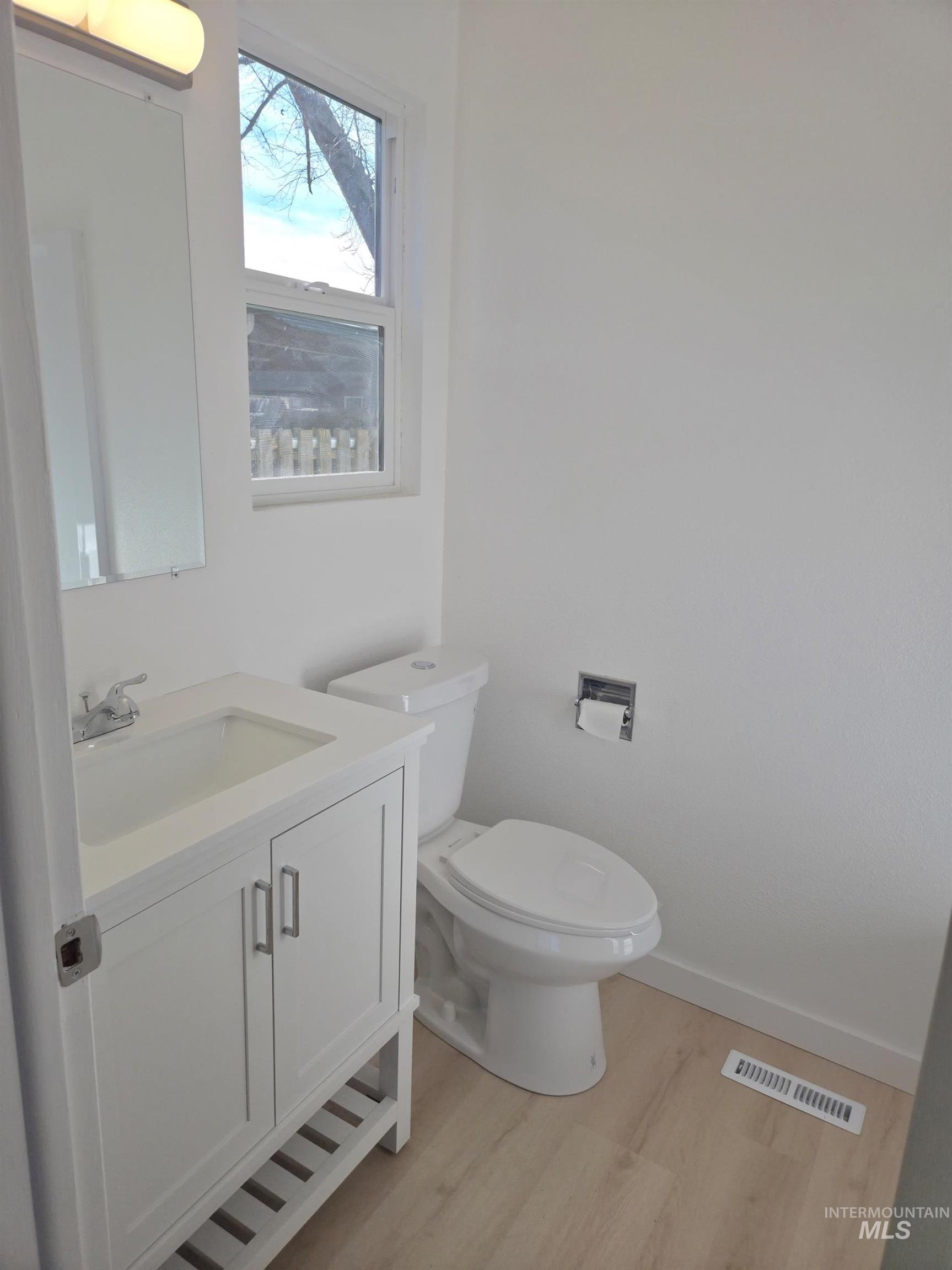 309 S Roosevelt, Moscow, Idaho 83843, 3 Bedrooms, 2 Bathrooms, Residential For Sale, Price $448,000, 98973887