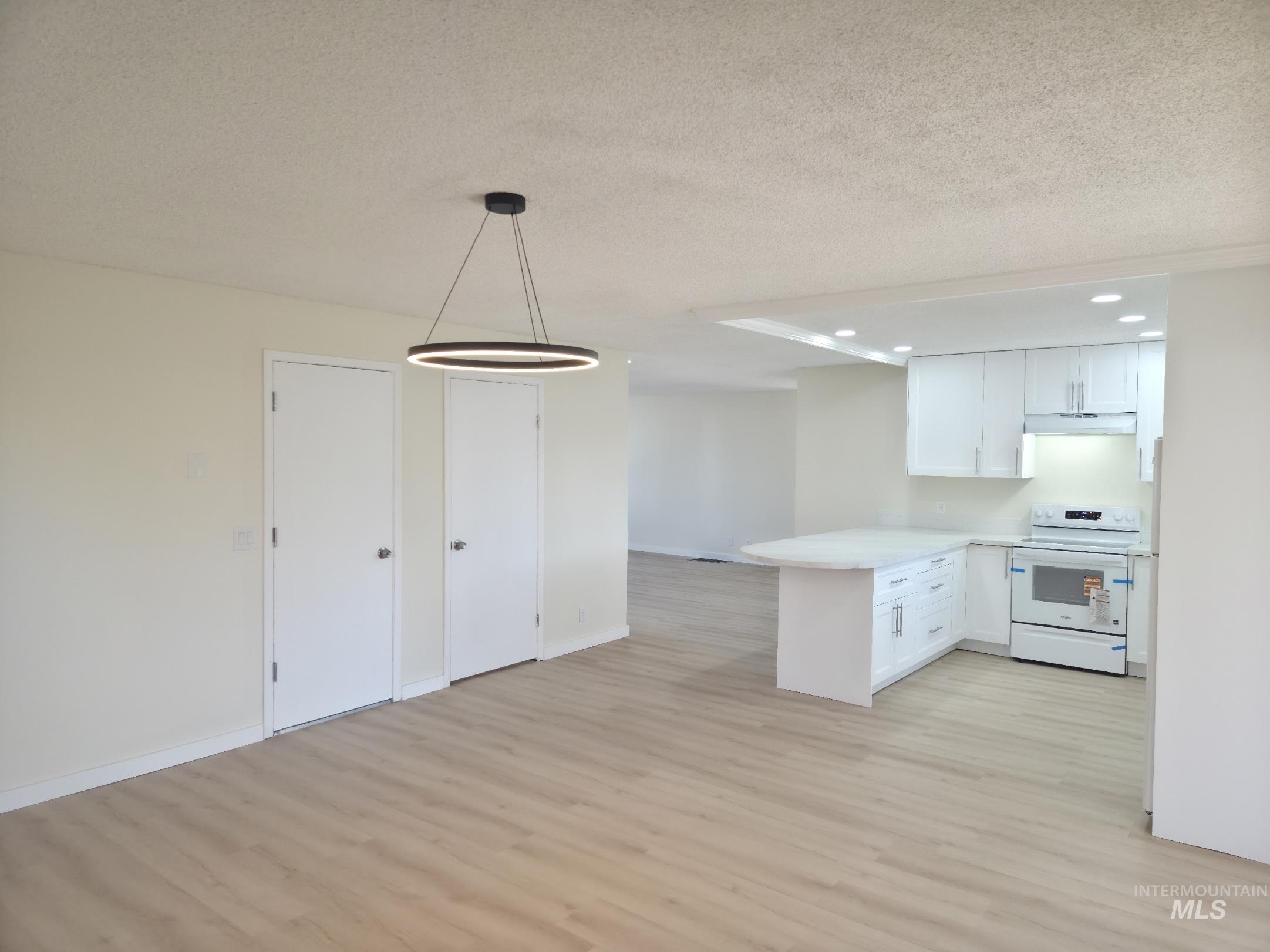 309 S Roosevelt, Moscow, Idaho 83843, 3 Bedrooms, 2 Bathrooms, Residential For Sale, Price $448,000, 98973887