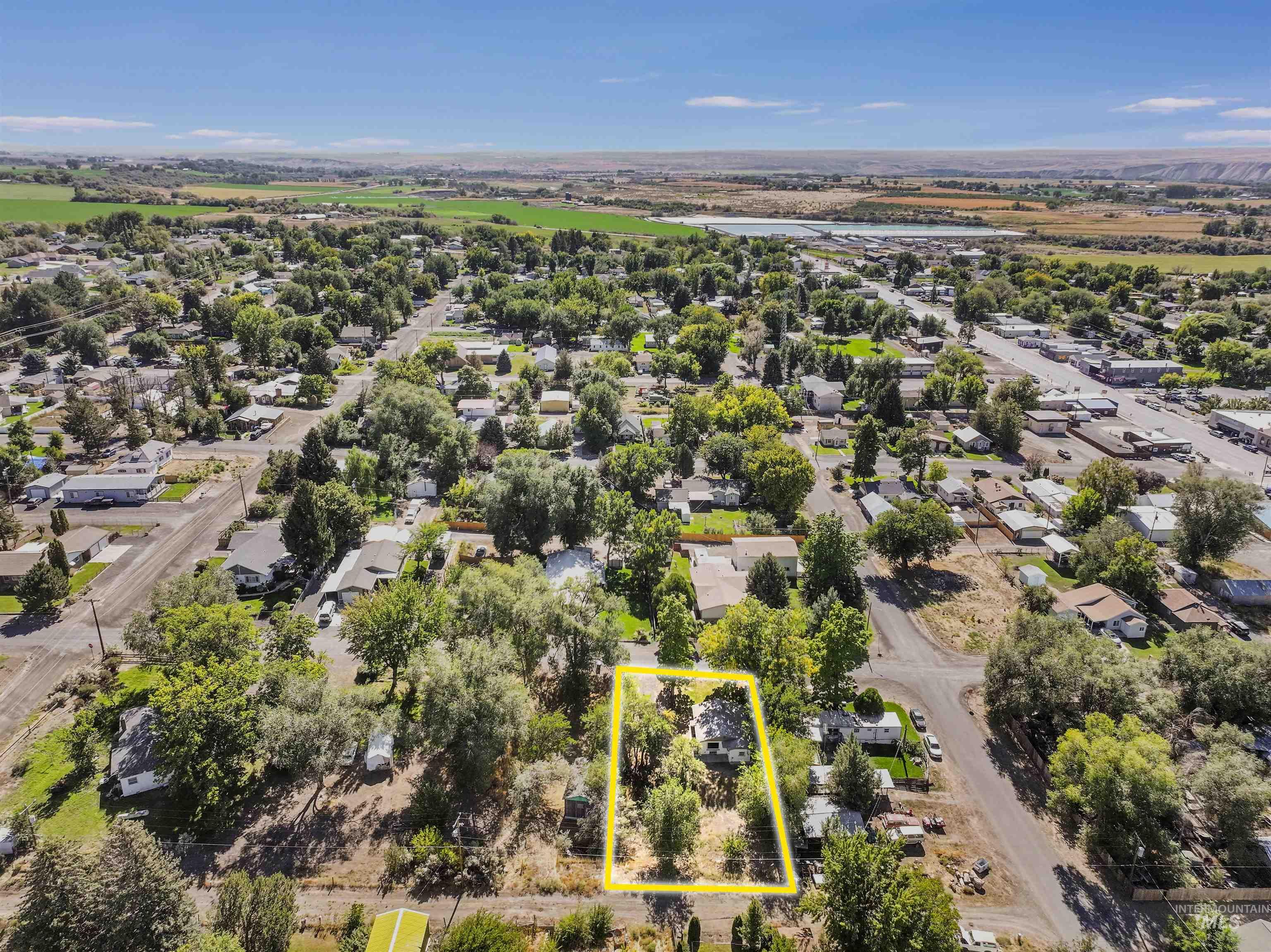 231 E Reed Street, Hagerman, Idaho 83332, 2 Bedrooms, 1 Bathroom, Residential For Sale, Price $219,900,MLS 98973888