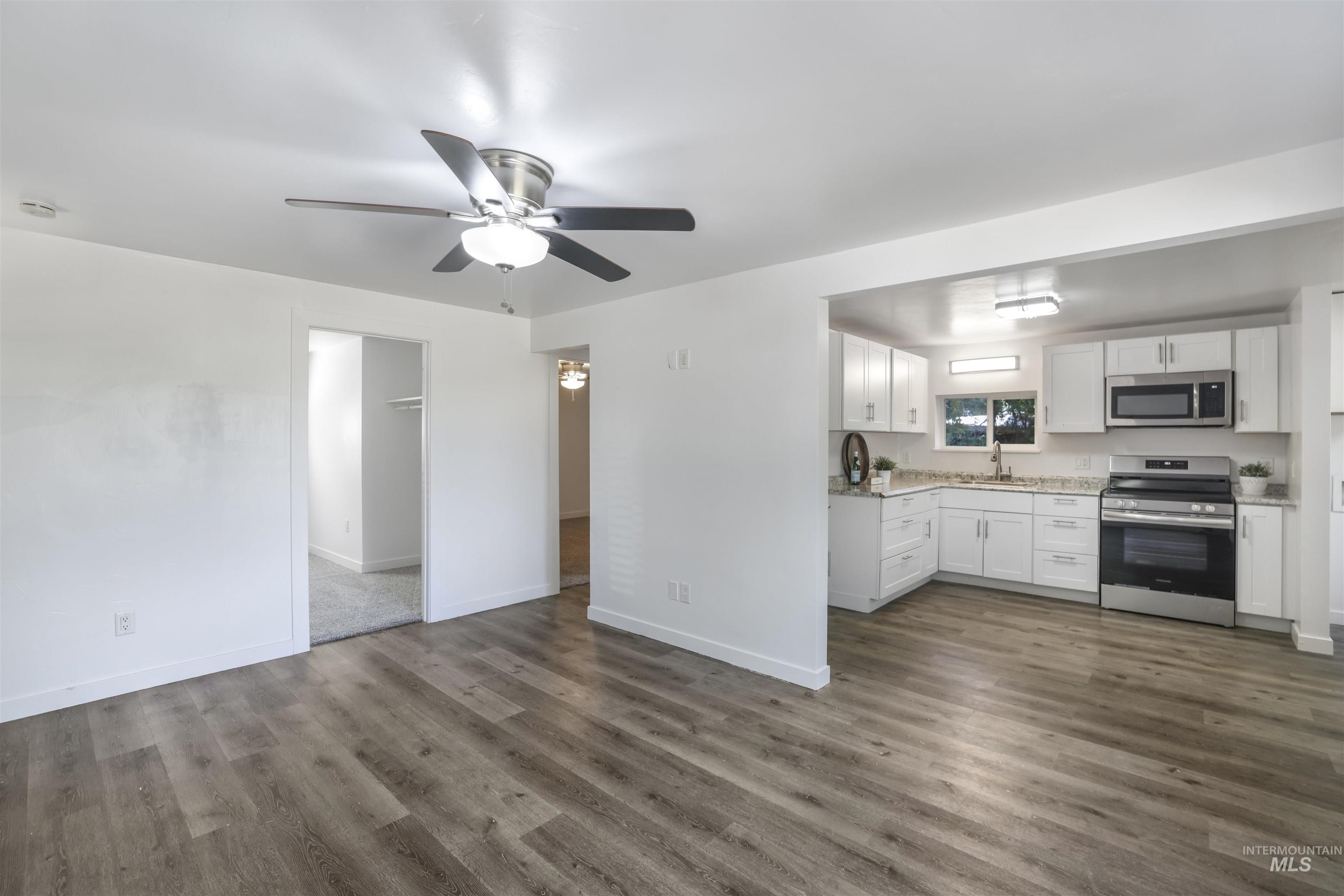 231 E Reed Street, Hagerman, Idaho 83332, 2 Bedrooms, 1 Bathroom, Residential For Sale, Price $219,900,MLS 98973888