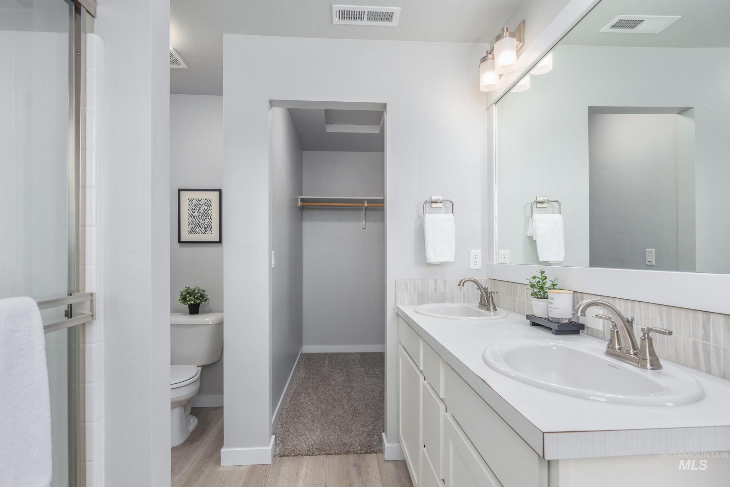 1127 N World Cup Ln, Eagle, Idaho 83616-6189, 3 Bedrooms, 2.5 Bathrooms, Residential For Sale, Price $415,000, 98973890