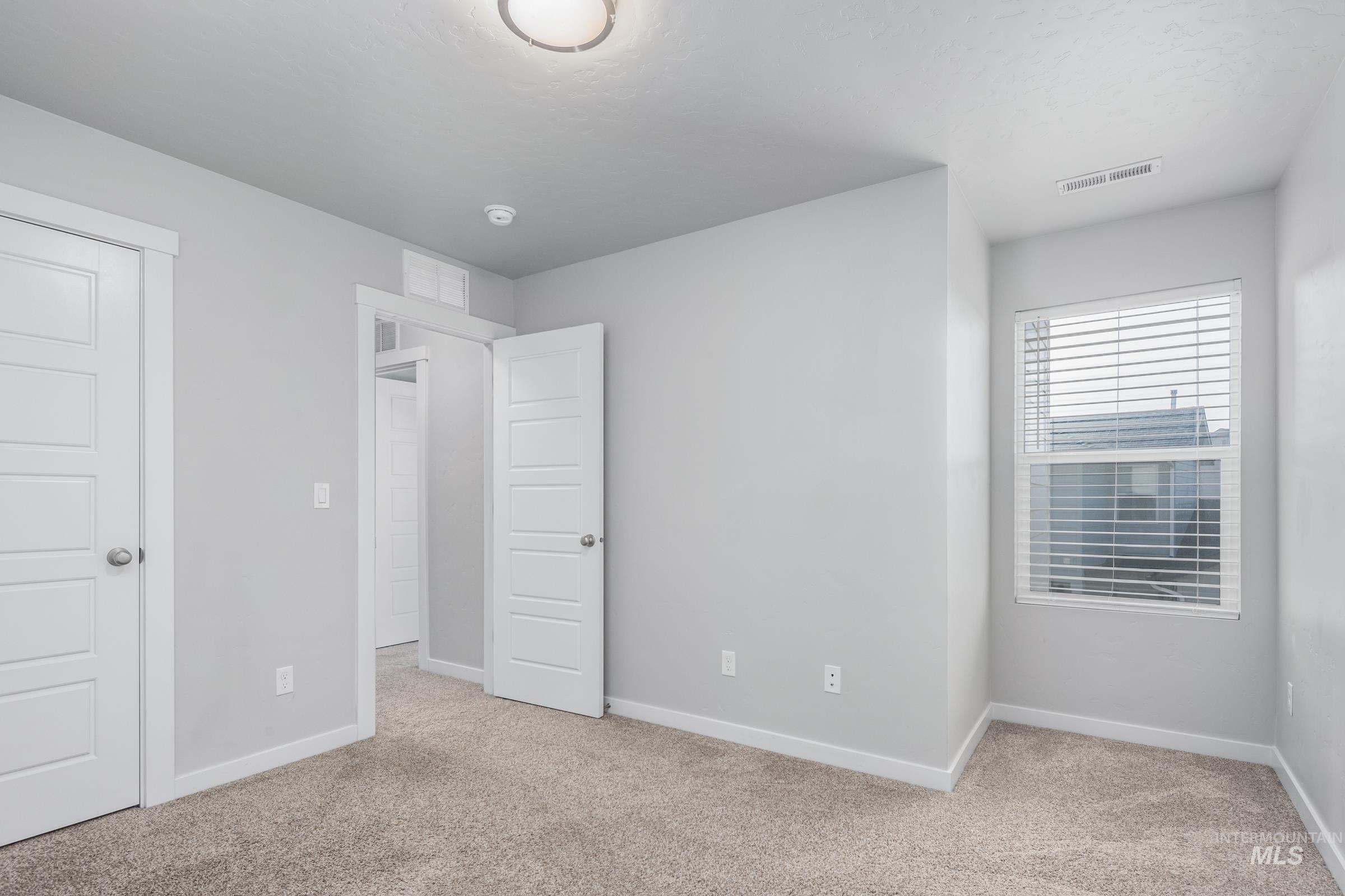 1127 N World Cup Ln, Eagle, Idaho 83616-6189, 3 Bedrooms, 2.5 Bathrooms, Residential For Sale, Price $415,000, 98973890