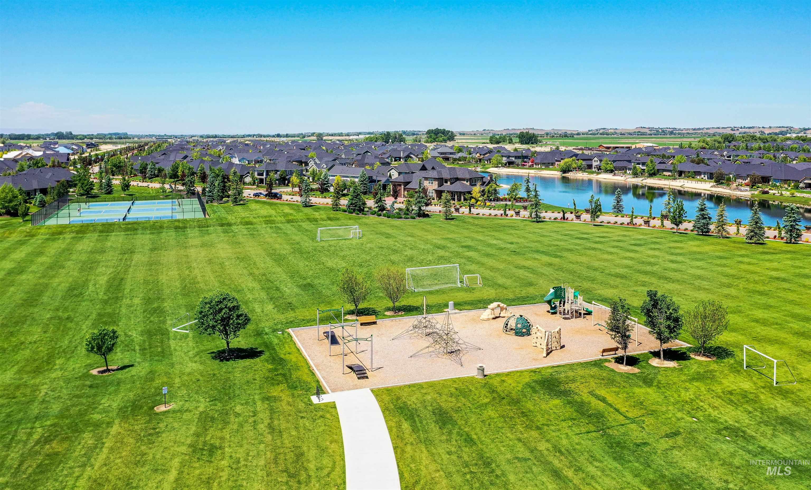 1127 N World Cup Ln, Eagle, Idaho 83616-6189, 3 Bedrooms, 2.5 Bathrooms, Residential For Sale, Price $415,000, 98973890