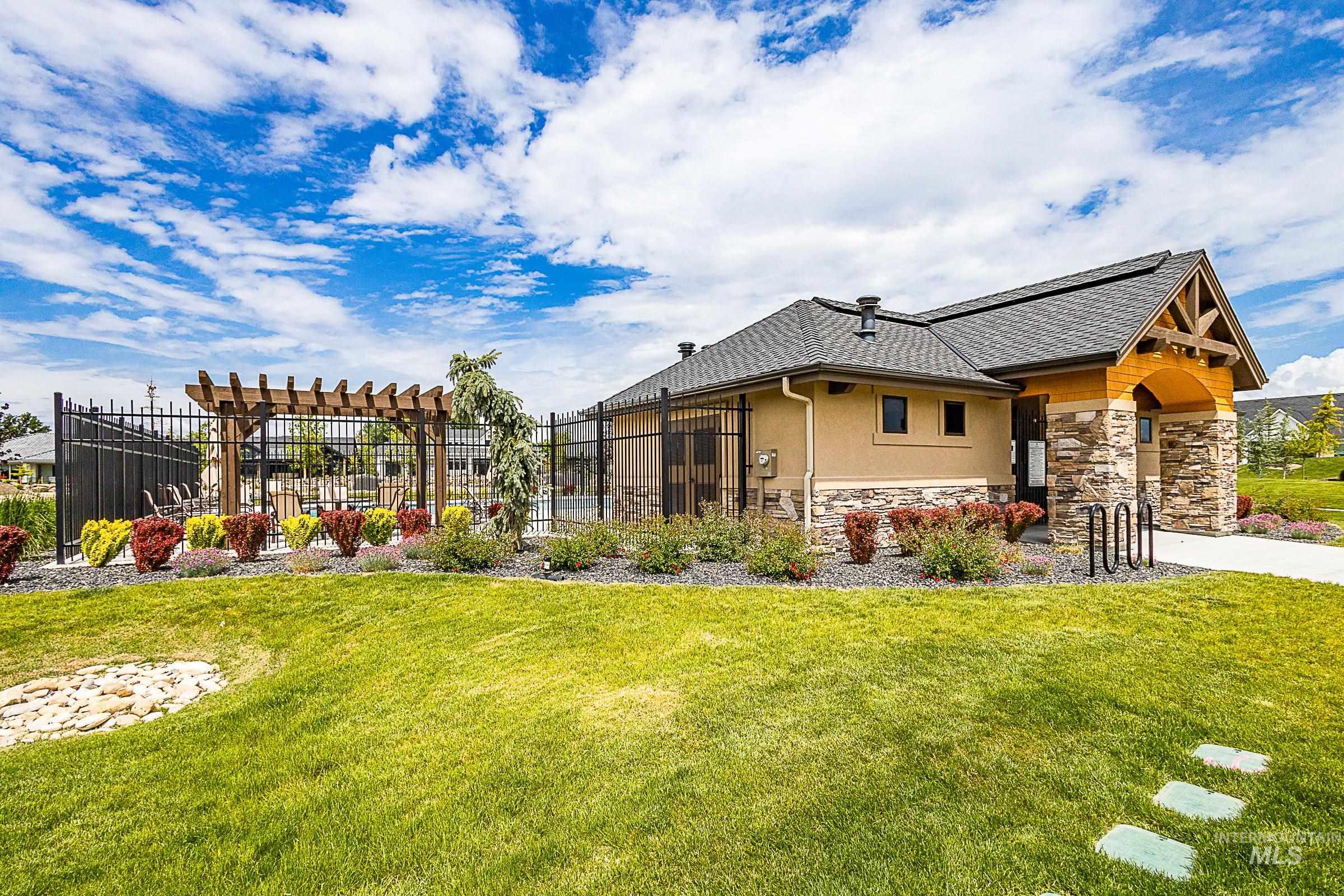 1127 N World Cup Ln, Eagle, Idaho 83616-6189, 3 Bedrooms, 2.5 Bathrooms, Residential For Sale, Price $415,000, 98973890